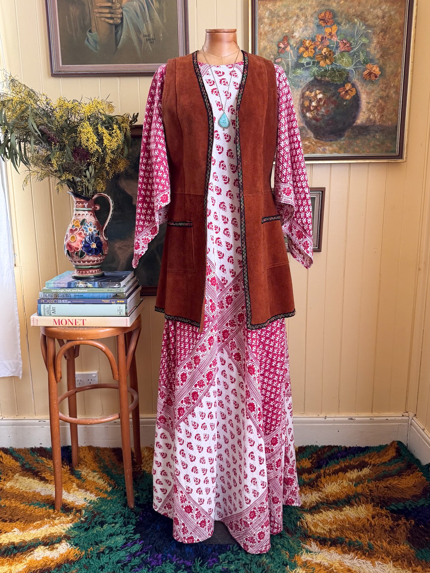 VINTAGE 1970S RUST BROWN SUEDE LEATHER LONGER LINE VEST S
