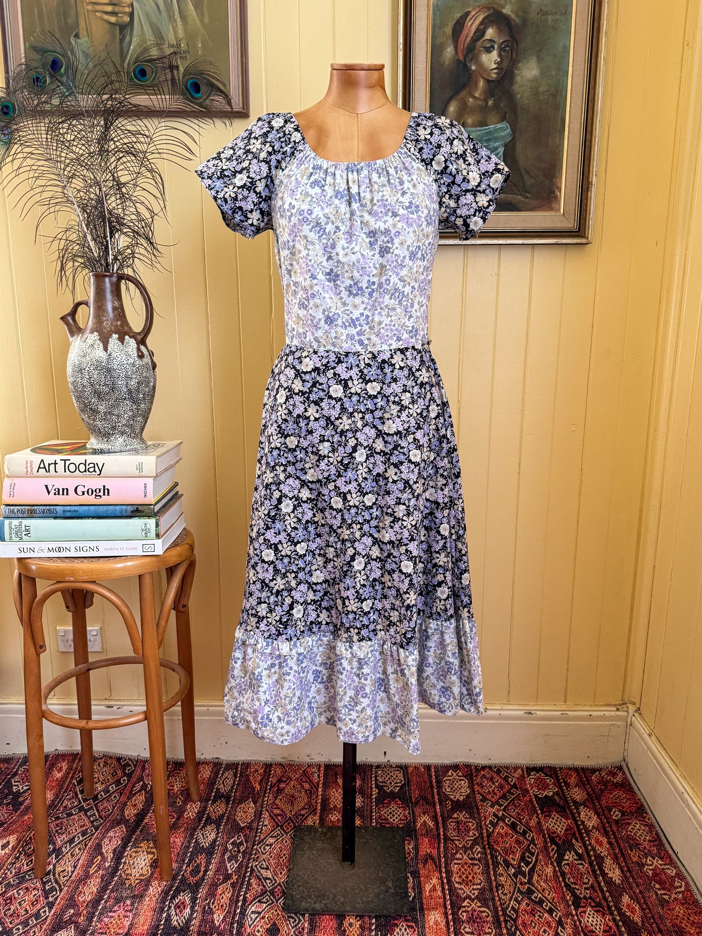 VINTAGE 1970S HANDMADE FLORAL PRINT COTTON PRAIRIE MIDI DRESS S/M