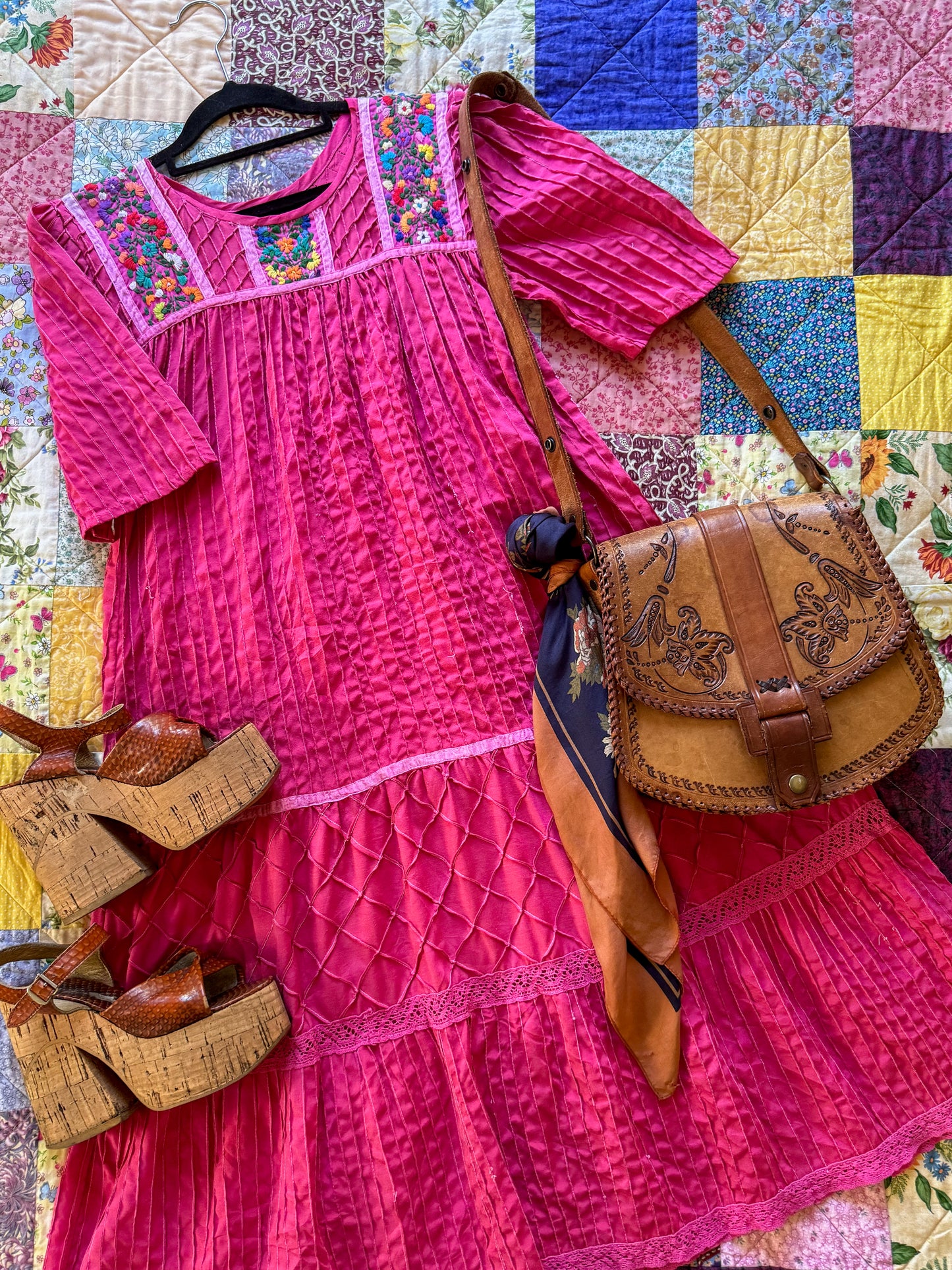 VINTAGE 1970S MEXICAN HOT PINK COTTON BLEND EMBROIDERED MIDI DRESS S