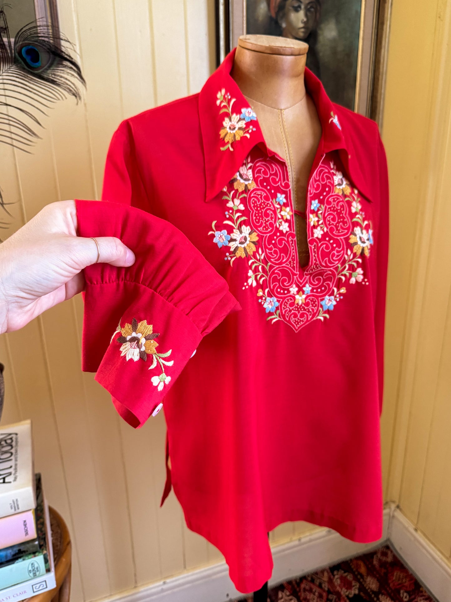 VINTAGE 1980S RED VISCOSE BLEND EMBROIDERED PEASANT BLOUSE L