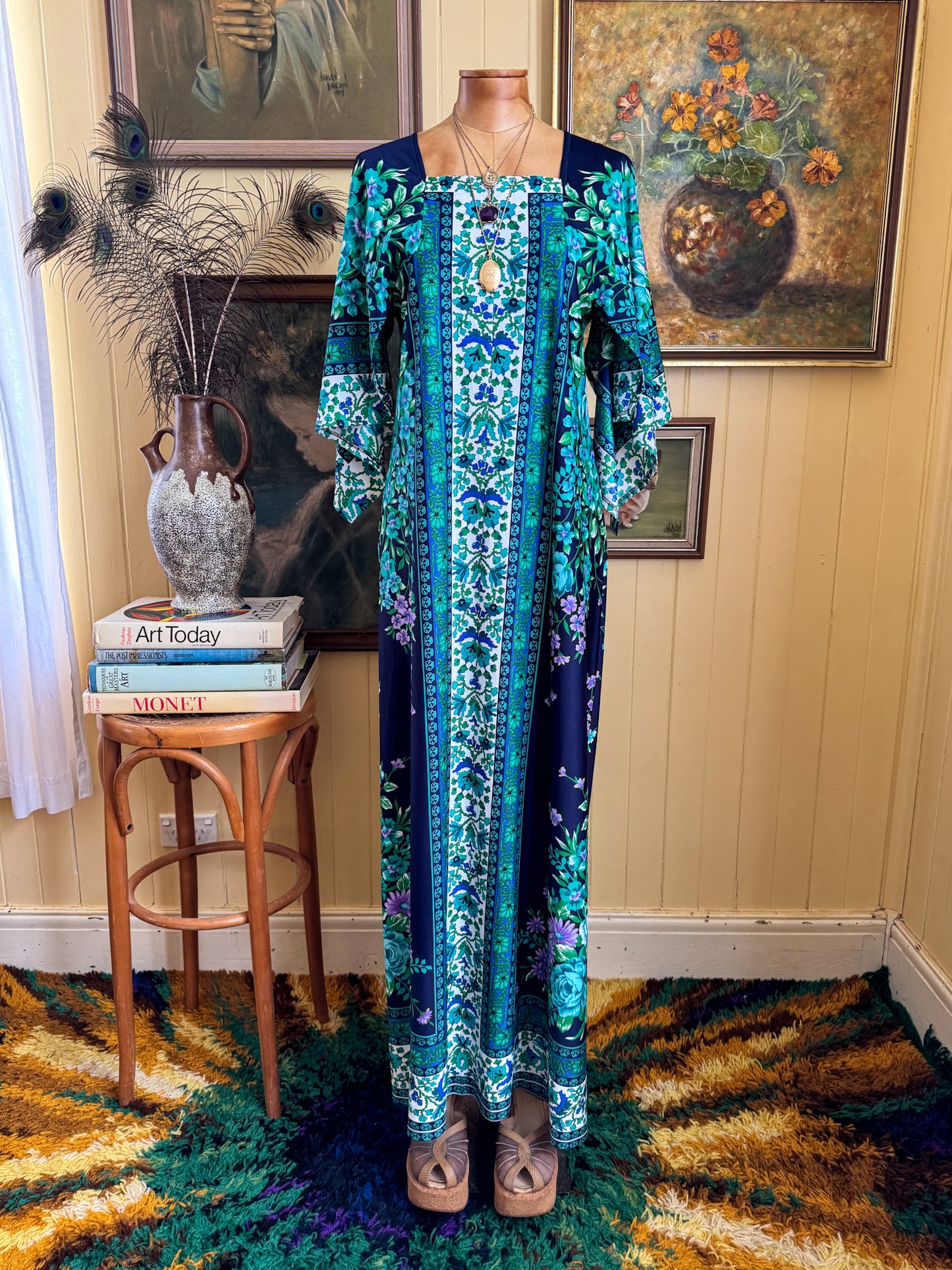 VINTAGE 1970S ACORN NYLON PRINTED MAXI KIMONO SLEEVE DRESS S