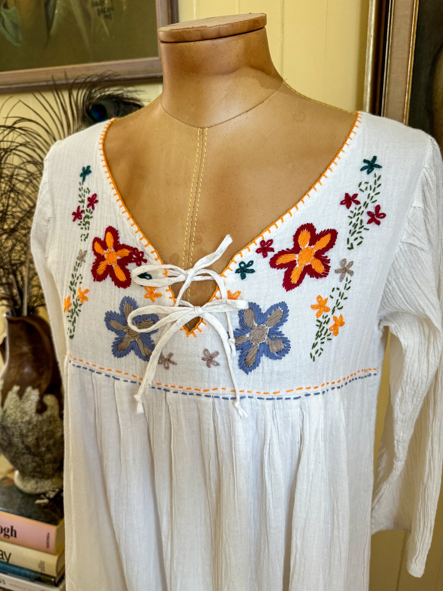 VINTAGE 1990S COTTON CHEESECLOTH EMBROIDERED MIDI SUNDRESS S/M