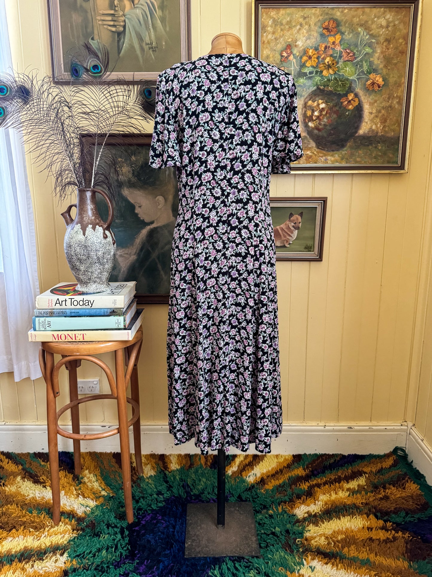 VINTAGE 1990S RAYON FLORAL PRINT CROCHET COLLAR MIDI TEA DRESS M