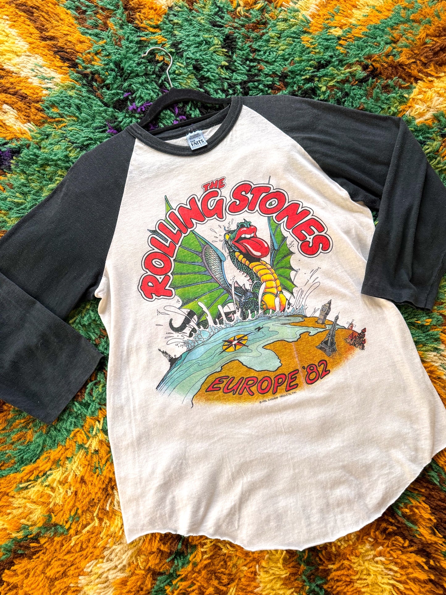 VINTAGE 1982 THE ROLLING STONES EUROPE TOUR PRINT RAGLAN TSHIRT M/L