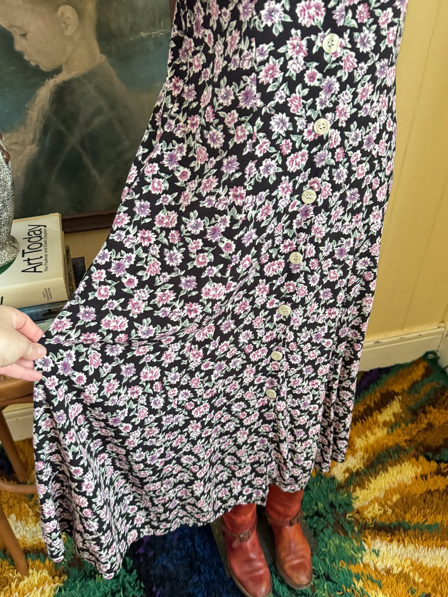 VINTAGE 1990S RAYON FLORAL PRINT CROCHET COLLAR MIDI TEA DRESS M