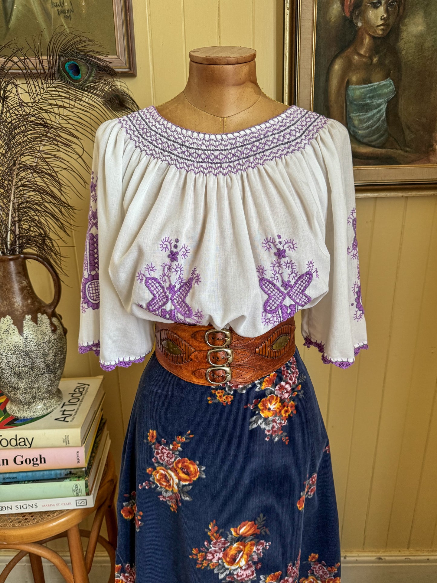 VINTAGE 1980S HUNGARIAN COTTON BLEND EMBROIDERED FOLK BLOUSE M/L/XL