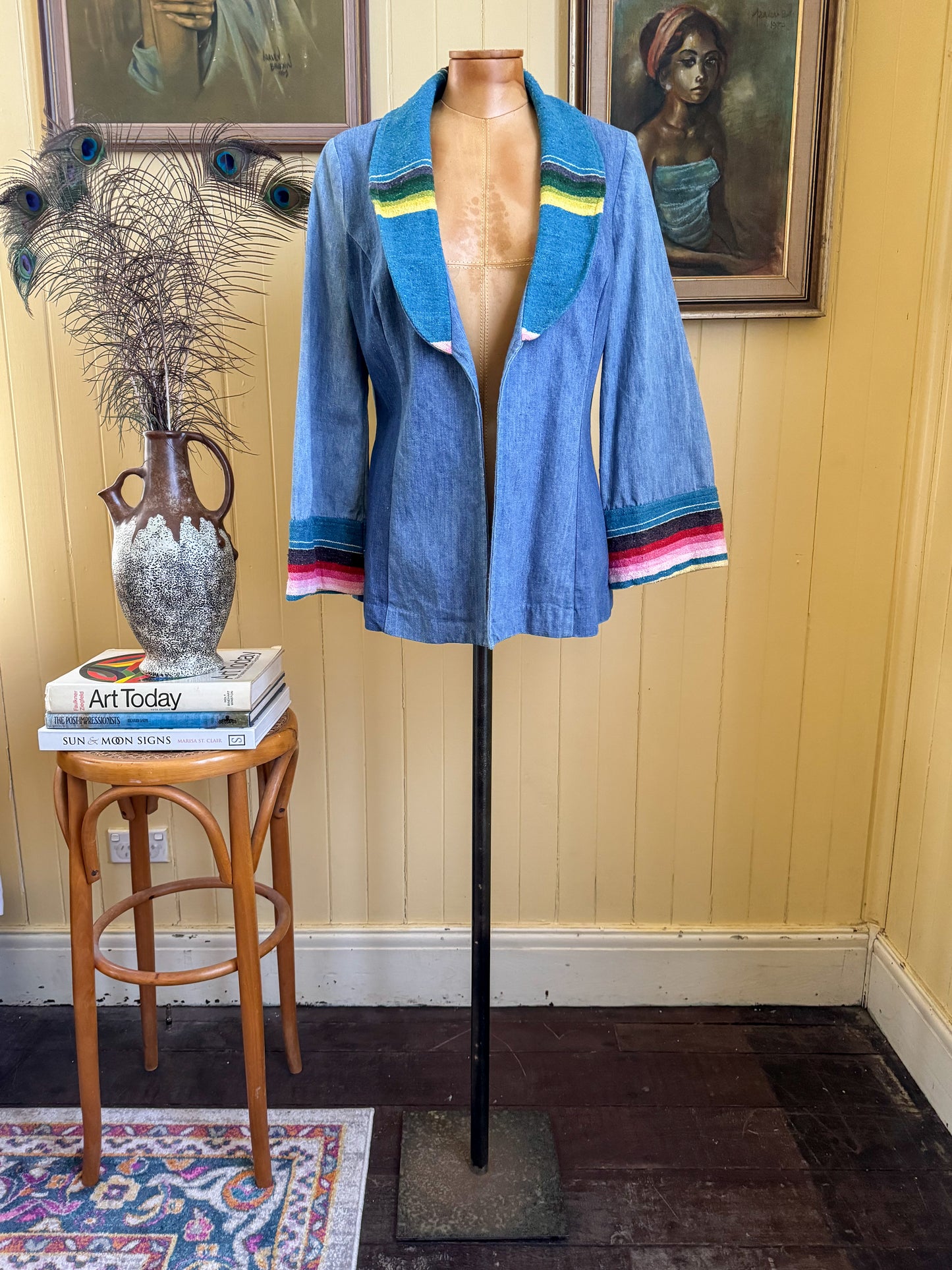 VINTAGE 1970S COTTON DENIM RAINBOW TAPESTRY BLAZER JACKET S/M