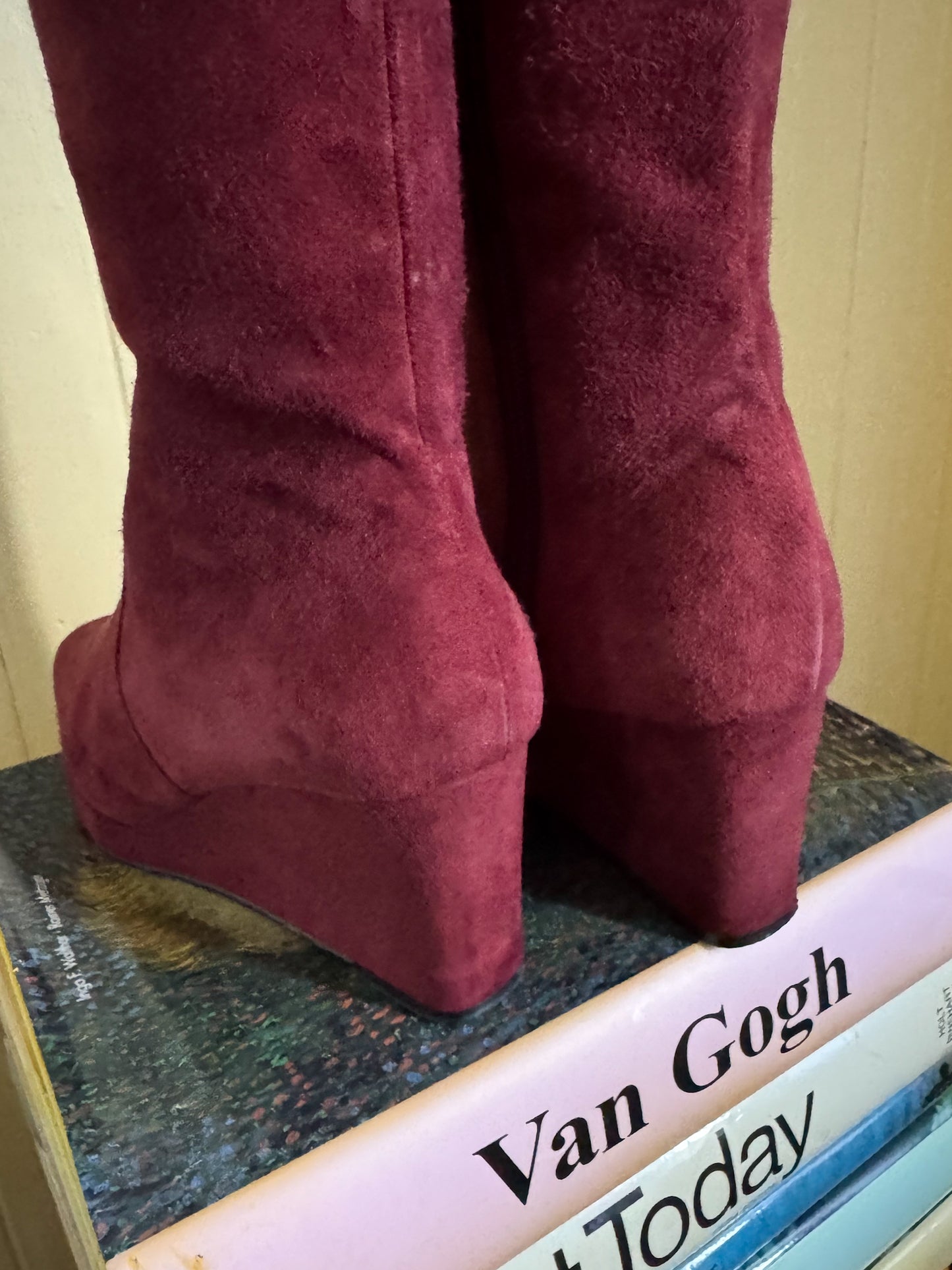 VINTAGE 1990S RARE BIBA PLUM SUEDE LEATHER KNEE HIGH WEDGE BOOTS 37/6