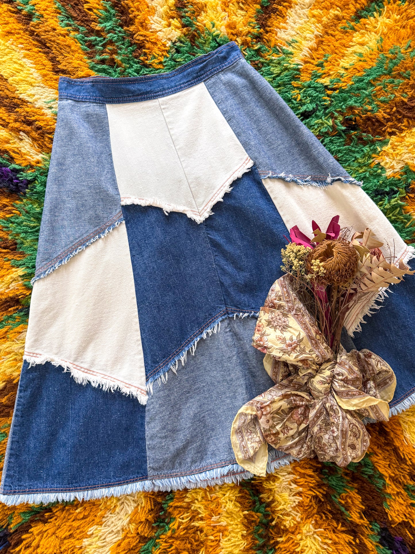 VINTAGE 1970S JC PENNEY COTTON DENIM PATCHWORK A-LINE MIDI SKIRT M