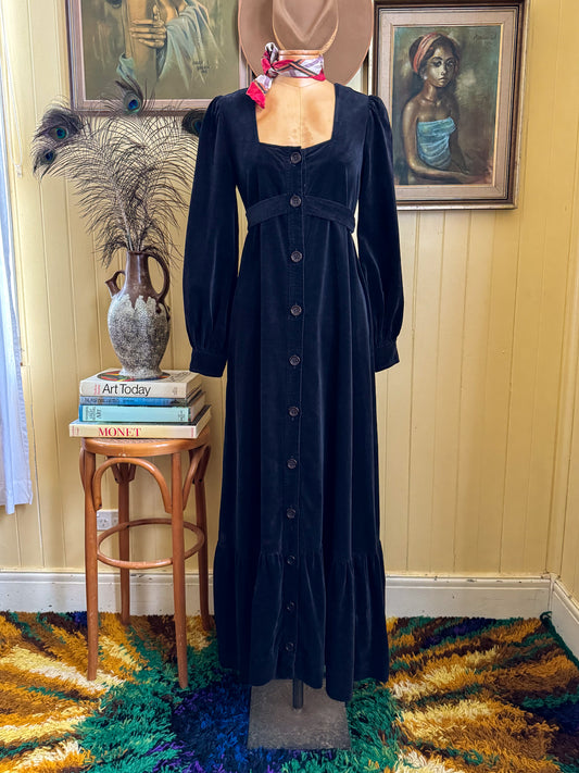 VINTAGE 1970S LIZZIE COTTON VELVET BUTTON THROUGH MAXI PEASANT DRESS S/M