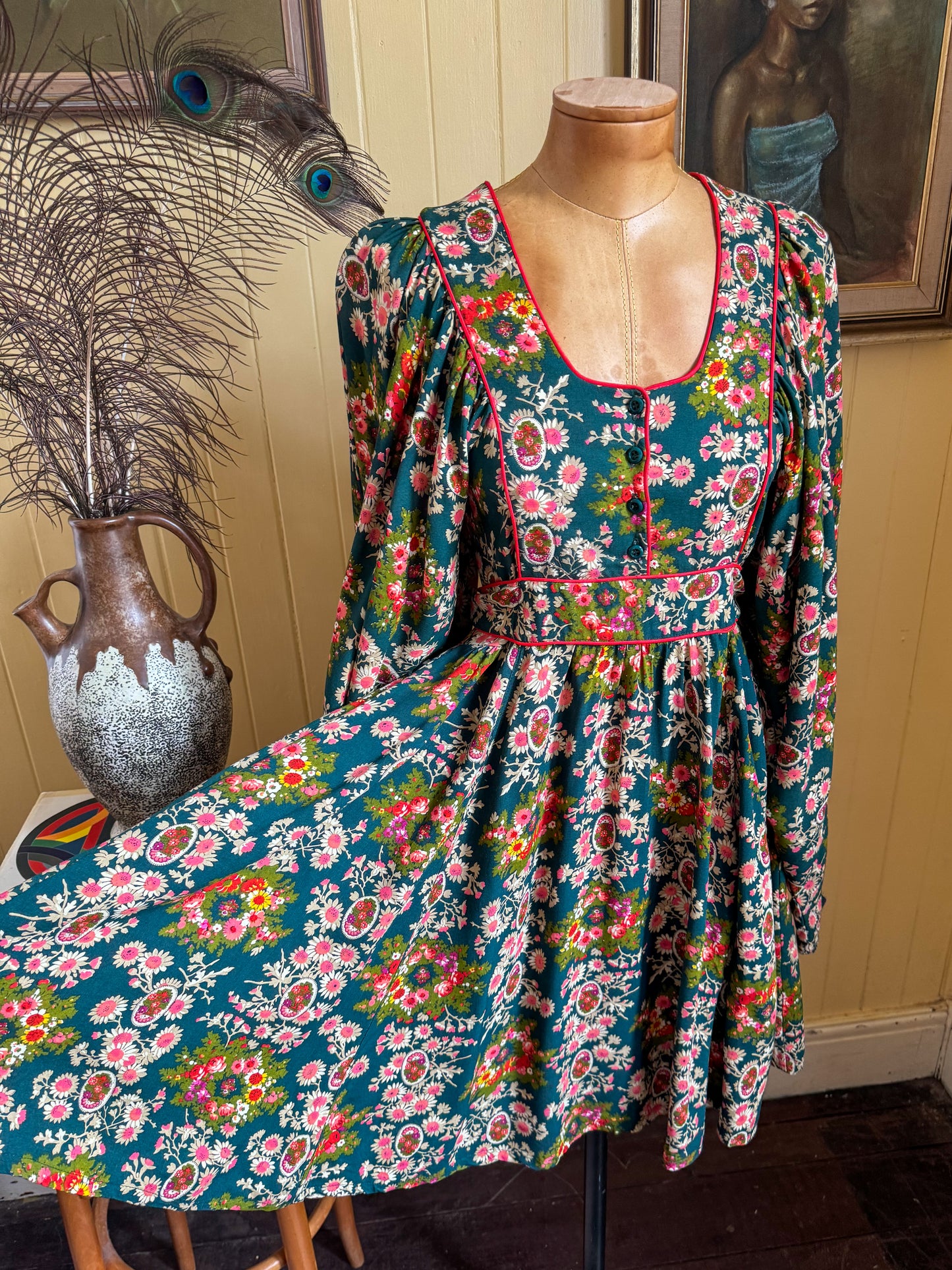 VINTAGE 1970S RARE ENGLISH JEFF BANKS FLORAL BALLOON SLEEVE PEASANT DRESS XS