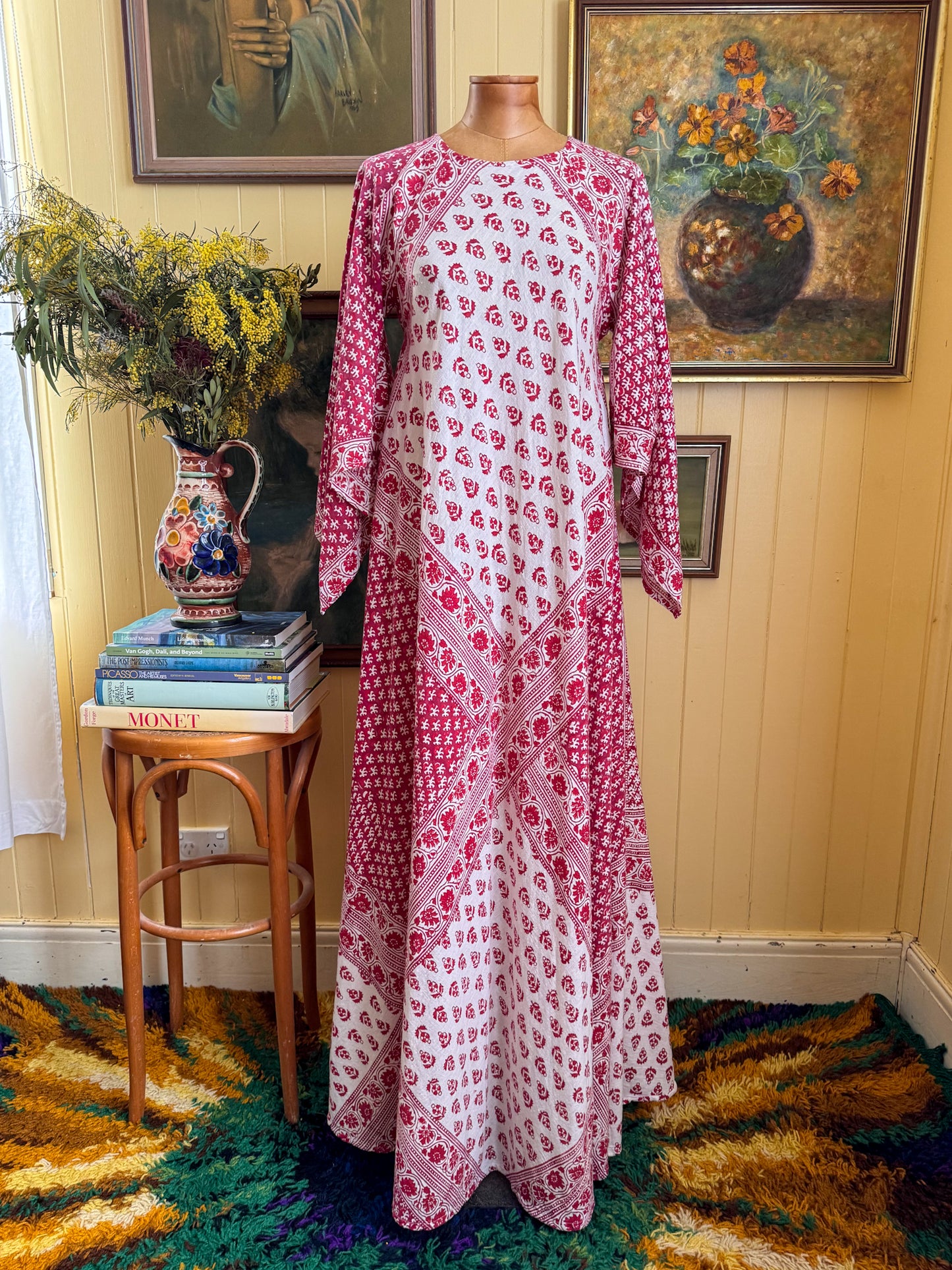 VINTAGE 1970S MALIKA INDIAN COTTON BLOCK PRINT ANGEL SLEEVE MAXI KAFTAN S/M
