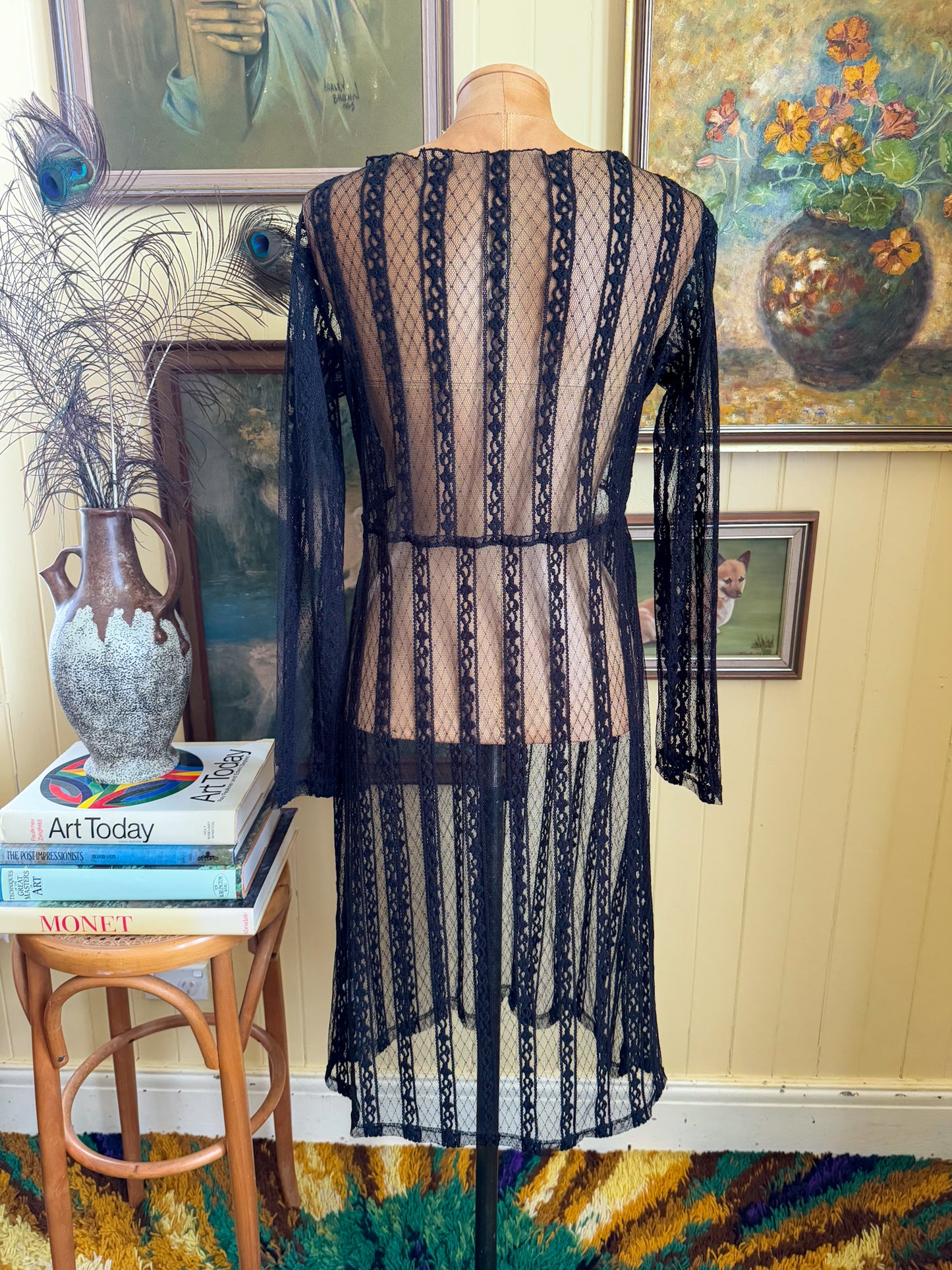 VINTAGE 1990S AUSTRALIAN SHEER BLACK LACE TIE FRONT MIDI DRESS M/L