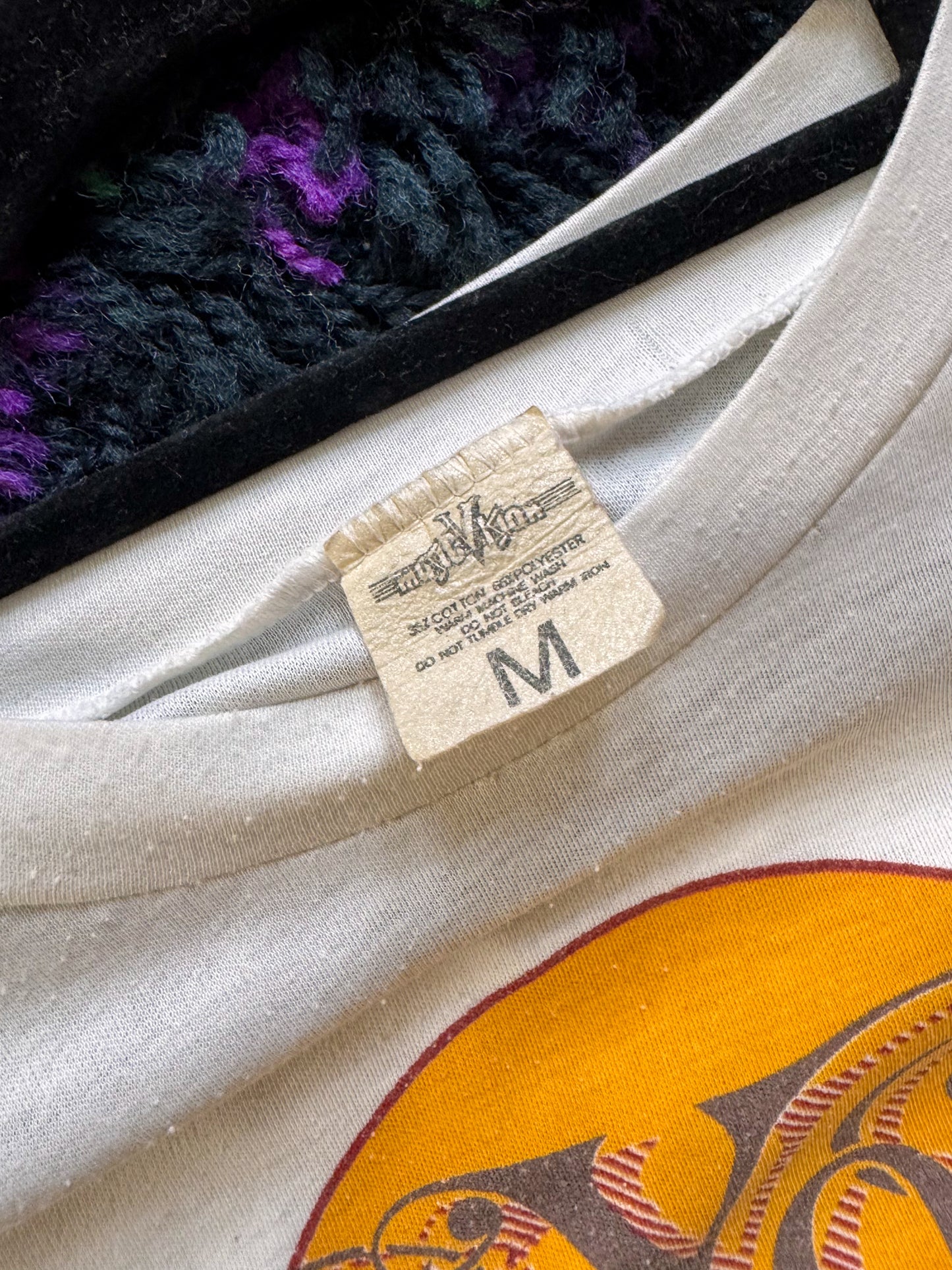 VINTAGE 1985 NEIL YOUNG, CRAZY HORSE + THE INTERNATIONAL HARVEST AUSTRALIA NZ TOUR PRINT BAND TSHIRT M