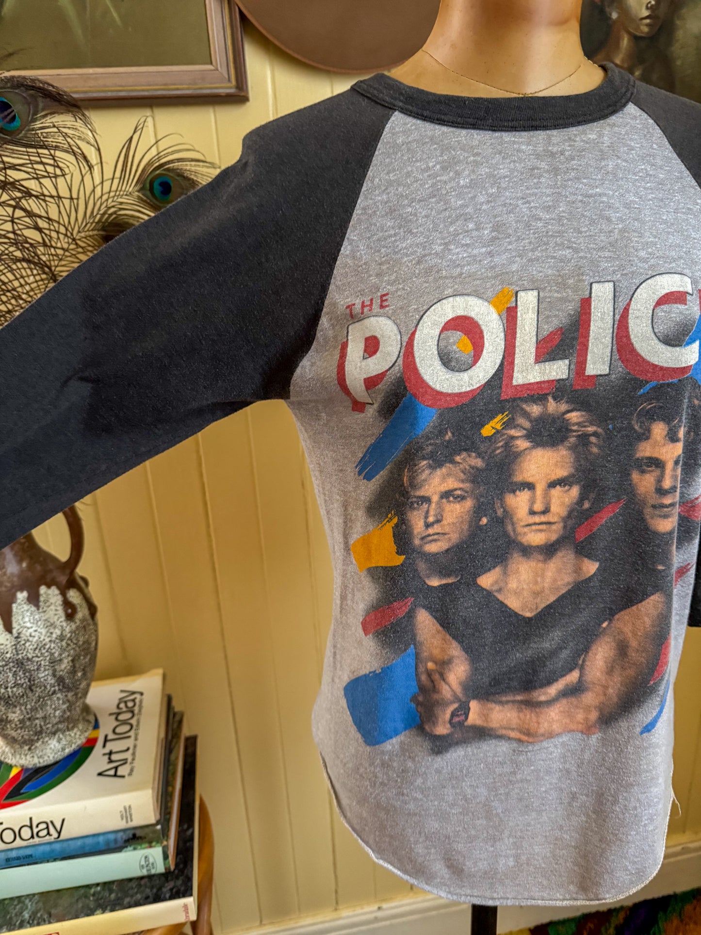 VINTAGE 1983 THE POLICE SYNCHRONICITY TOUR PRINT RAGLAN TSHIRT S/M
