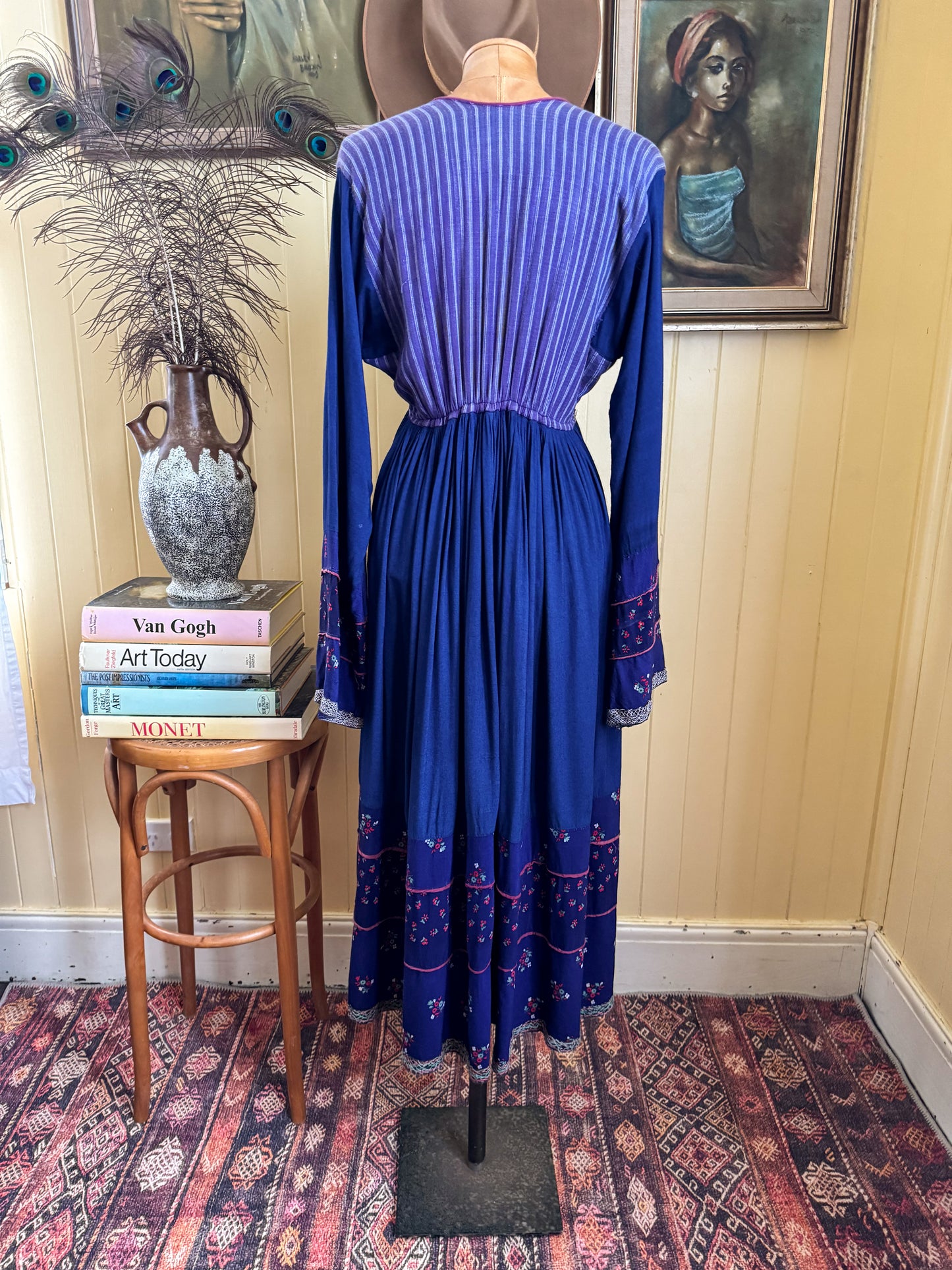 VINTAGE 1970S AFGHANI EMBROIDERED PATCHWORK MIDI FOLK DRESS M