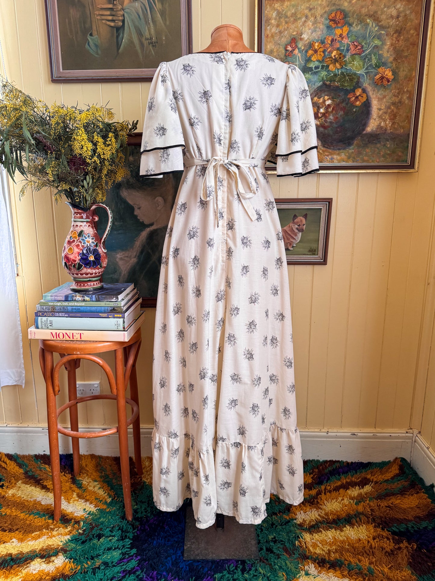 VINTAGE 1970S ENGLISH RICHARD SHOPS FLUTTER SLEEVE PRINT PRAIRIE MAXI DRESS S/M