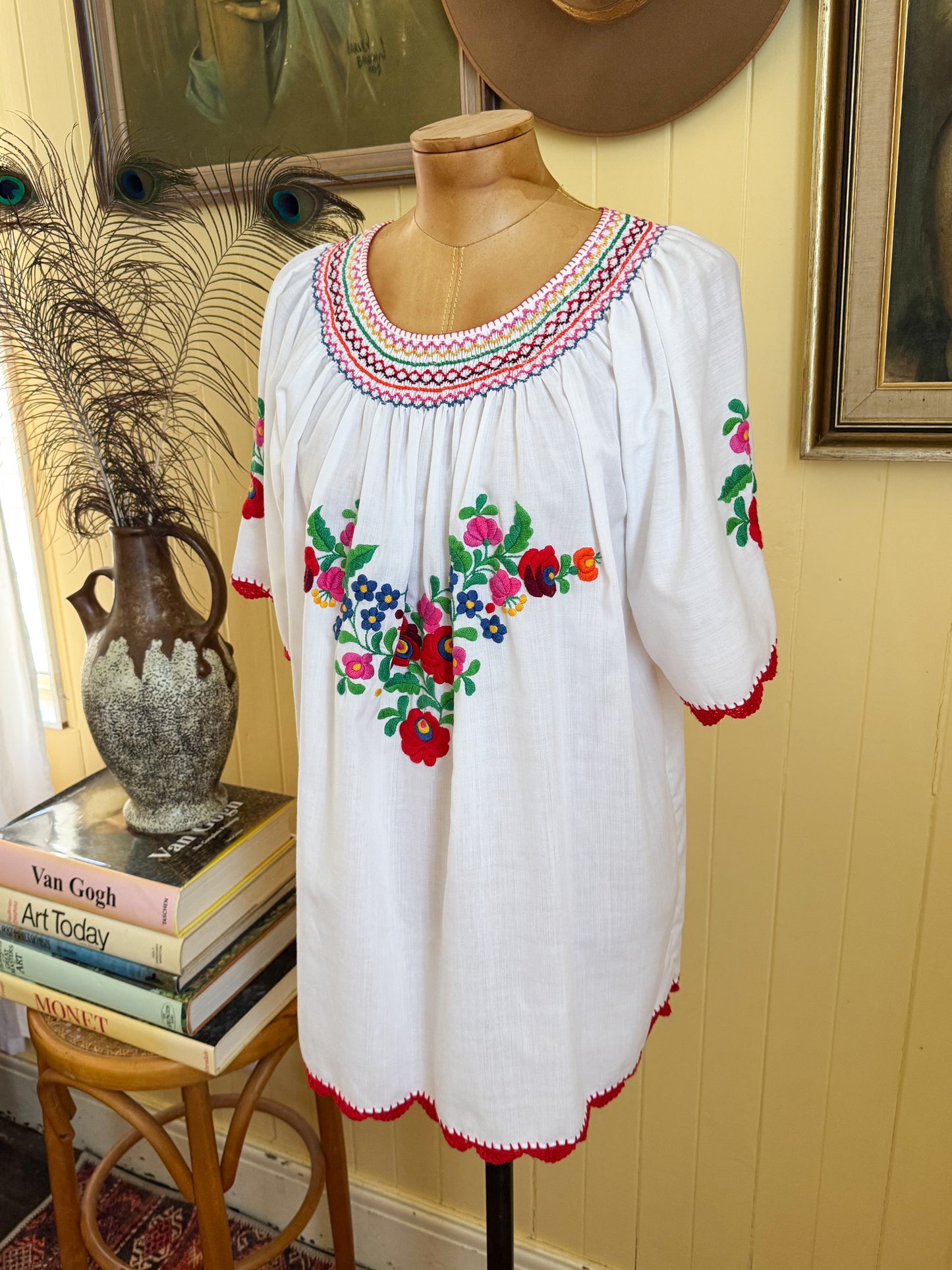 VINTAGE 1980S COTTON BLEND EMBROIDERED FOLK BLOUSE M/L/XL
