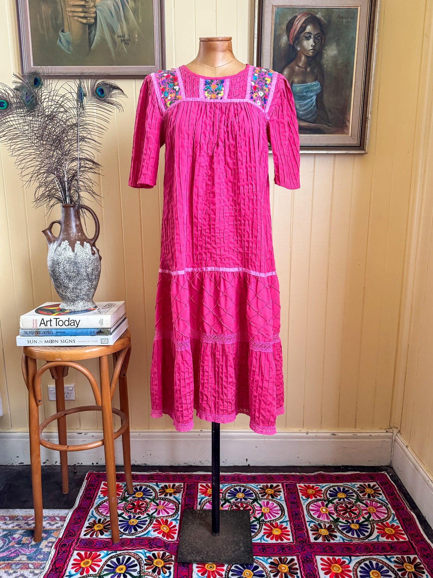 VINTAGE 1970S MEXICAN HOT PINK COTTON BLEND EMBROIDERED MIDI DRESS S