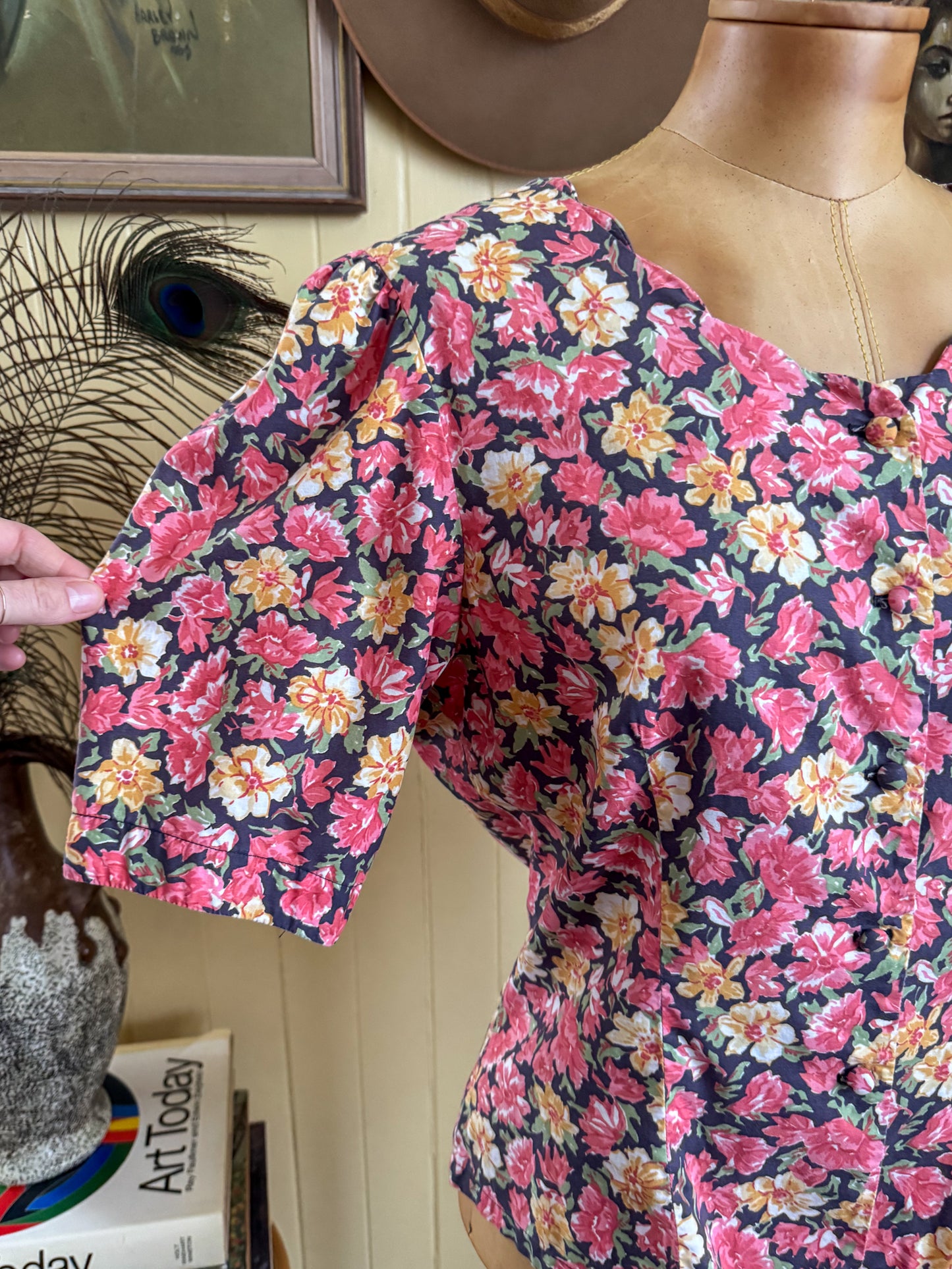 VINTAGE 1980S AUSTRALIAN LAURA ASHLEY COTTON FLORAL PRINT BLOUSE M