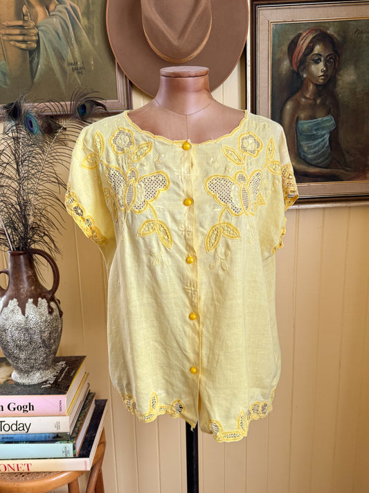 VINTAGE 1990S LINEN BLEND EMBROIDERED CUTOUT BUTTON THROUGH BLOUSE M