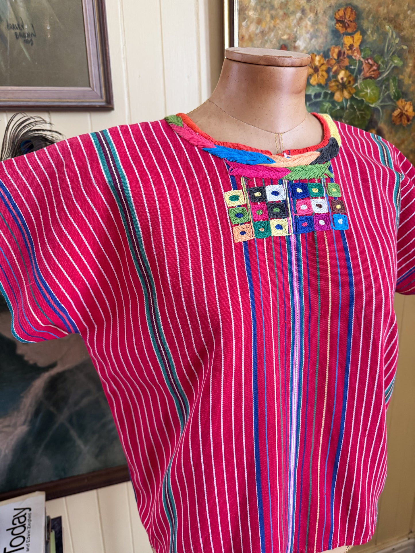 VINTAGE GUATEMALAN EMBROIDERED STRIPED COTTON HANDLOOM HUIPIL TOP S/M