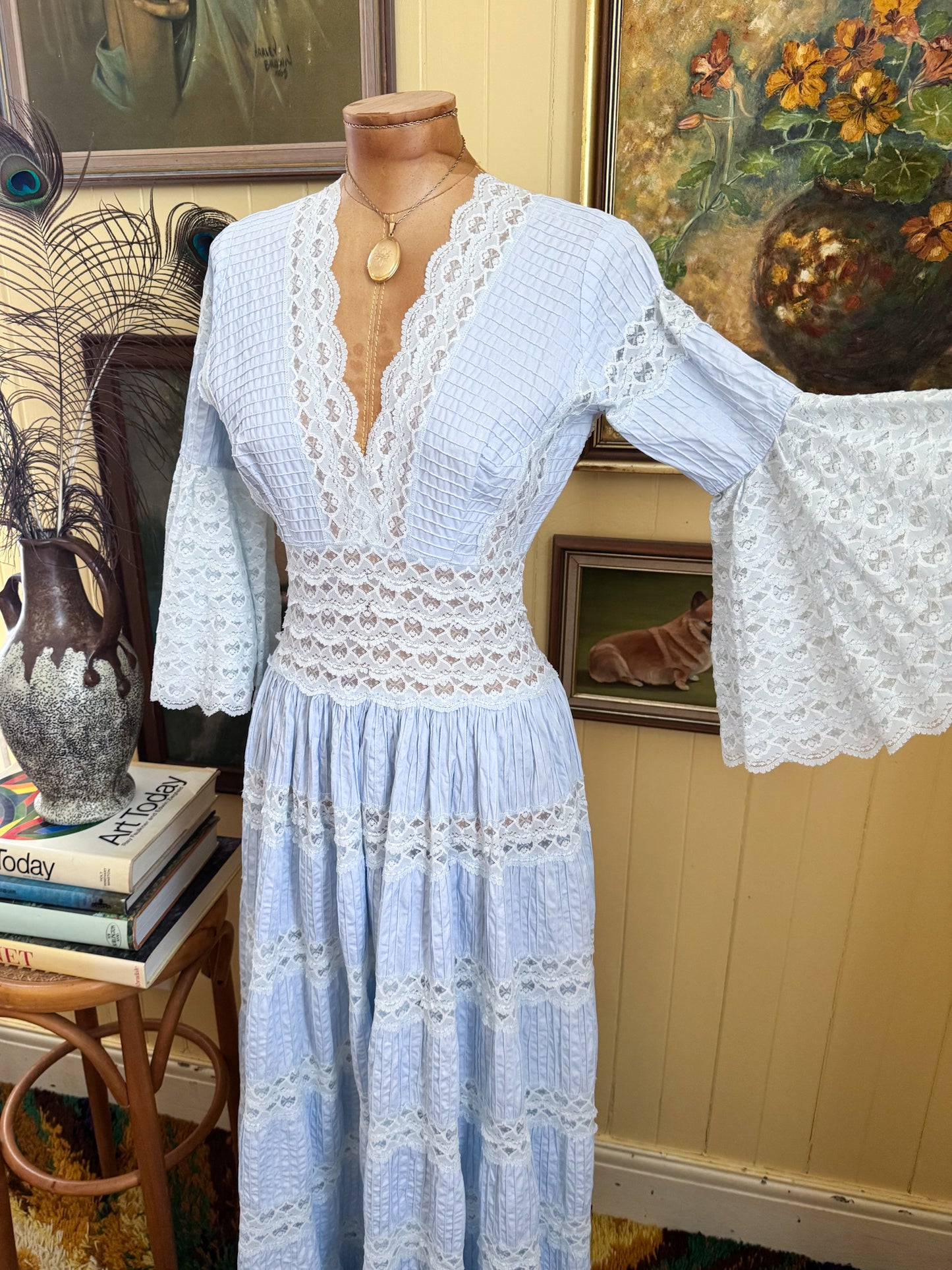 VINTAGE 1970S RODAMEX MEXICAN PURE COTTON BABY BLUE LACE INSERT MAXI DRESS XS/S