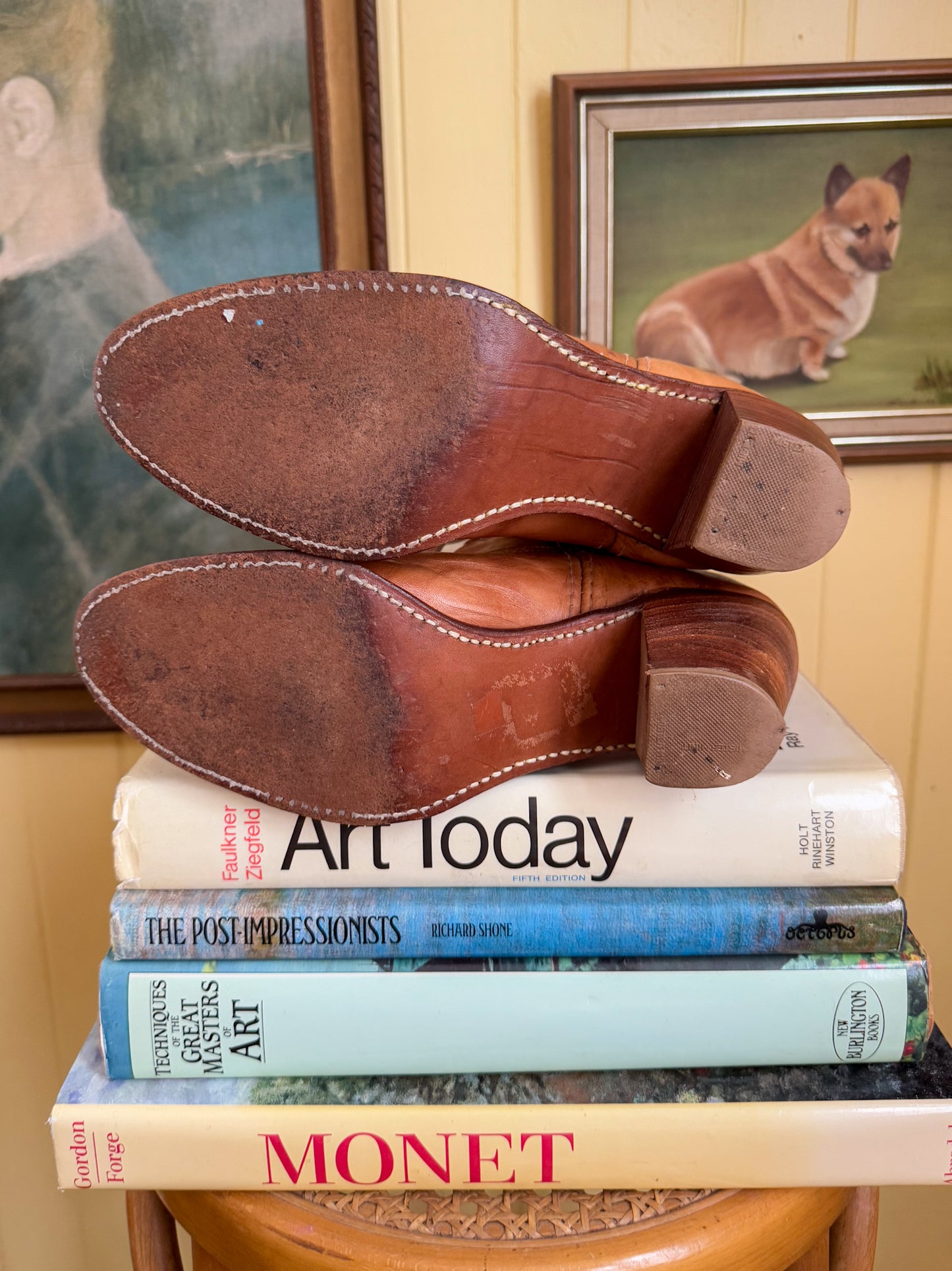 VINTAGE DINGO TAN EMBROIDERED LEATHER WESTERN CUBAN HIGH HEEL BOOTS 8.5-9/39.5