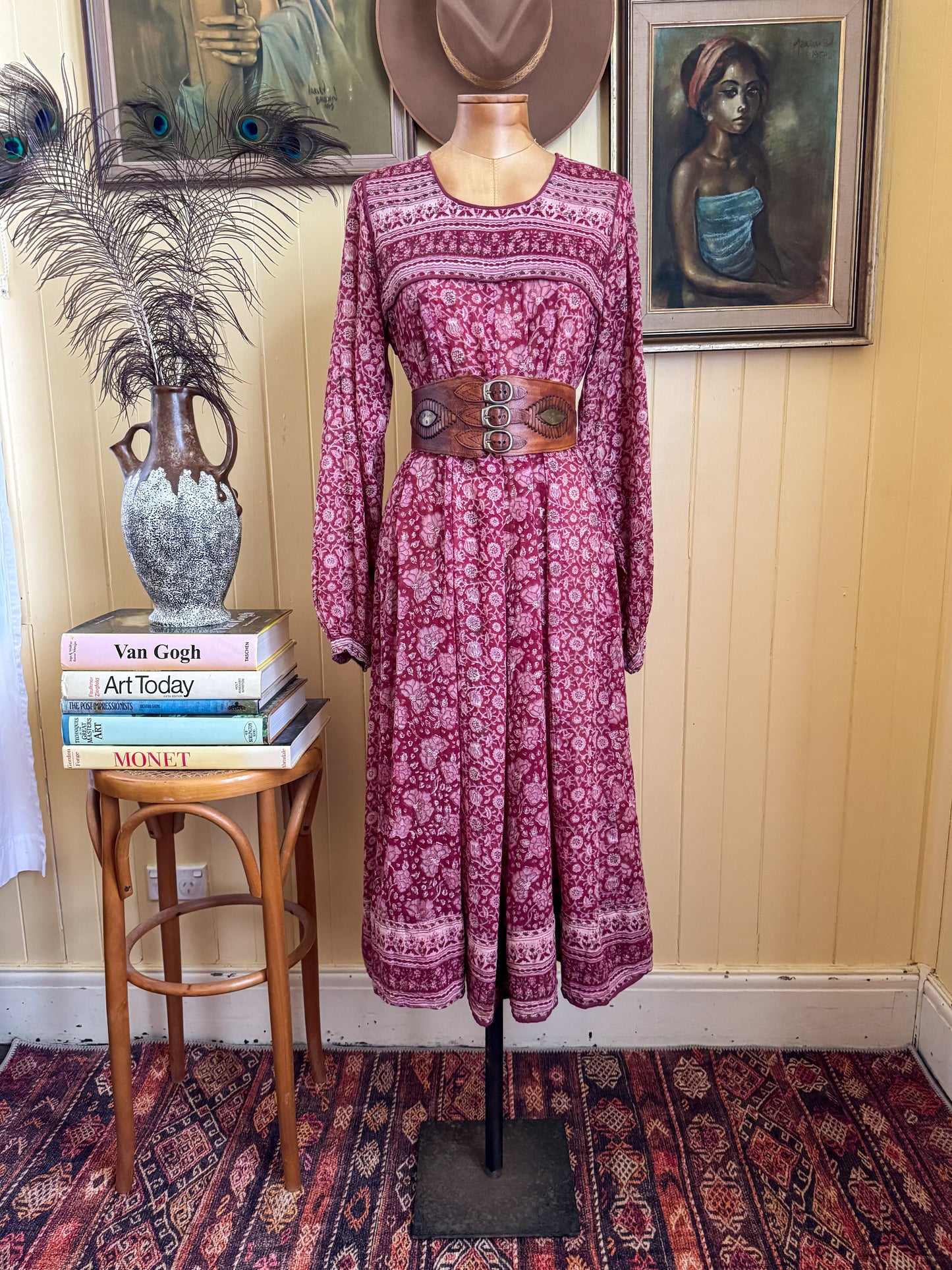 VINTAGE 1970S ELEGANCE OF ASIA INDIAN COTTON GAUZE BLOCK PRINT MIDI DRESS S/M