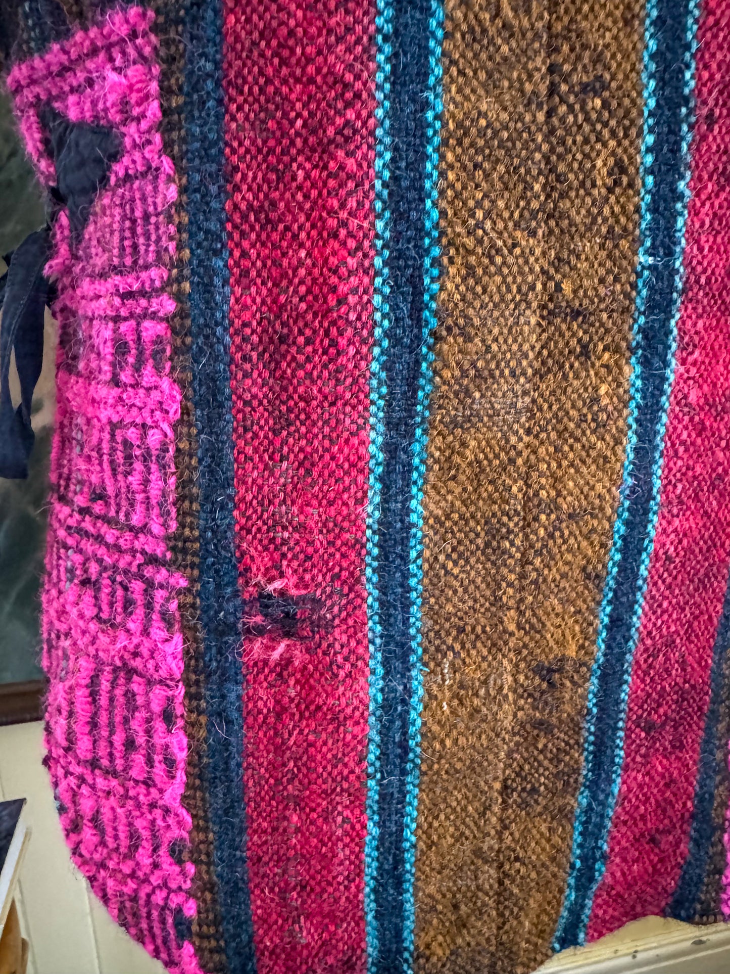 VINTAGE 1970S AKBAR INDIAN WOOL WOVEN TIE UP VEST TOP S/M/L