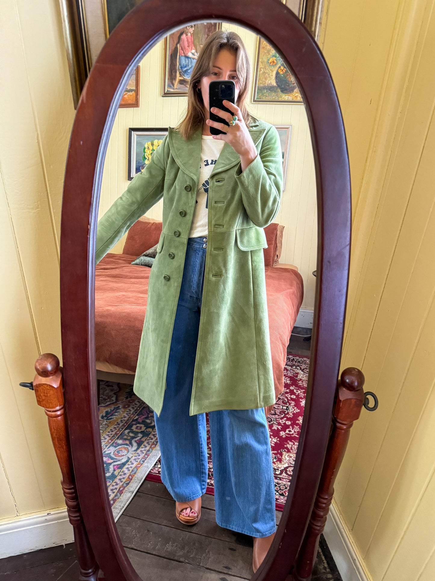 VINTAGE 1970S ENGLISH AVOCADO GREEN SUEDE LEATHER JACKET COAT S/M