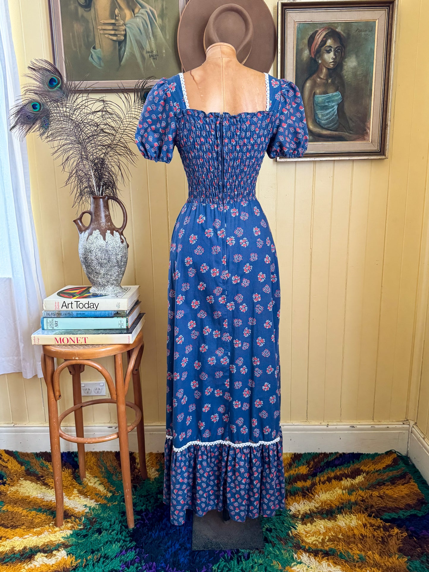VINTAGE 1970S COTTON SHIRRED BUST PRINTED MAXI PEASANT DRESS S
