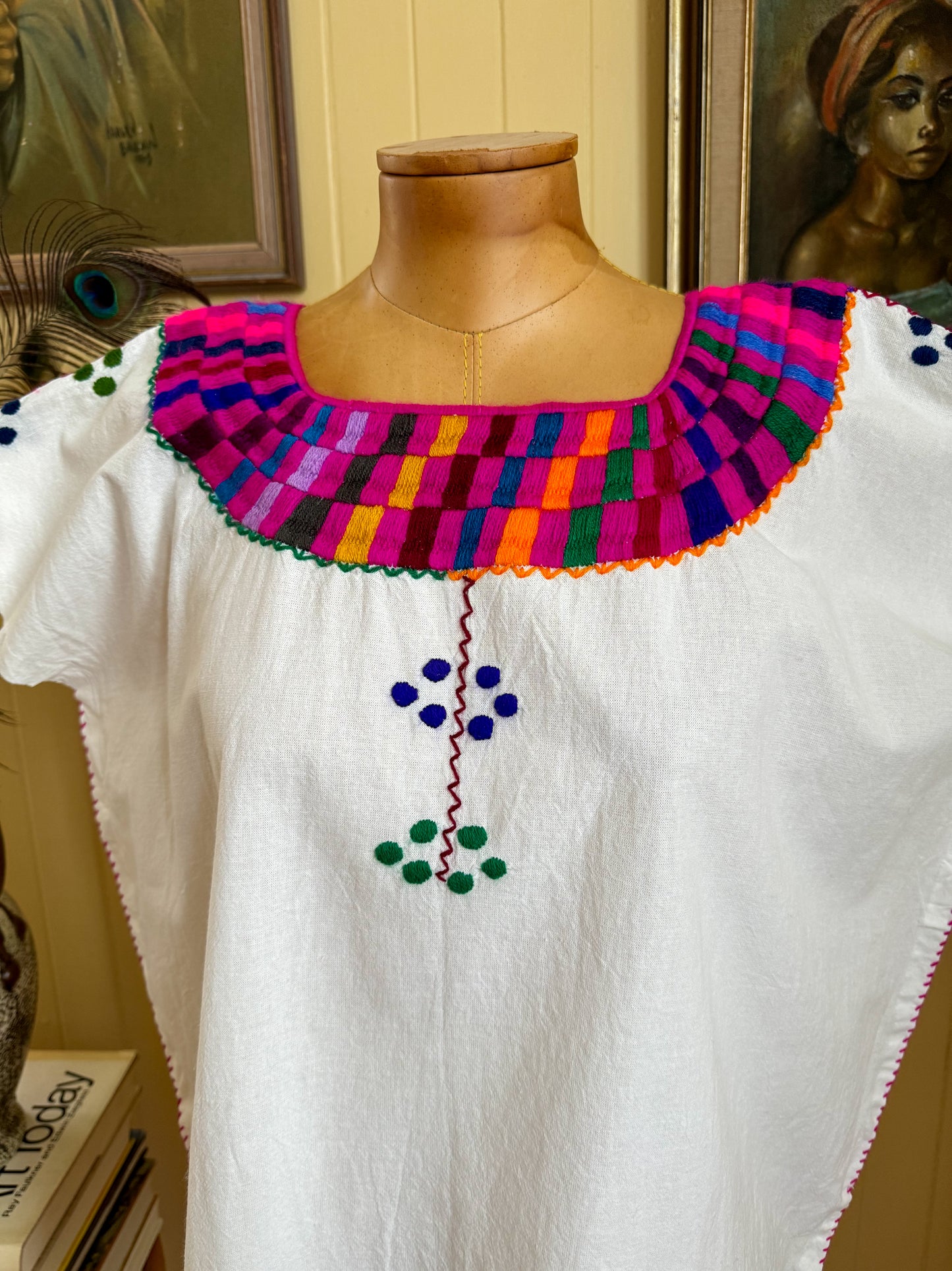 VINTAGE 1990S MEXICAN COTTON EMBROIDERED HUIPIL TOP L/XL/XXL