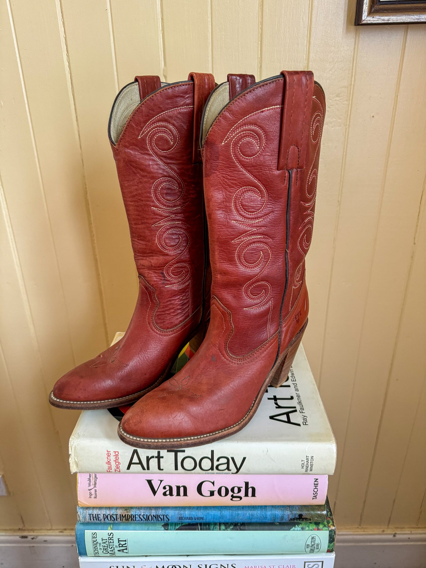 VINTAGE FRYE EMBROIDERED LEATHER WESTERN CUBAN HIGH HEEL BOOTS 8.5/39