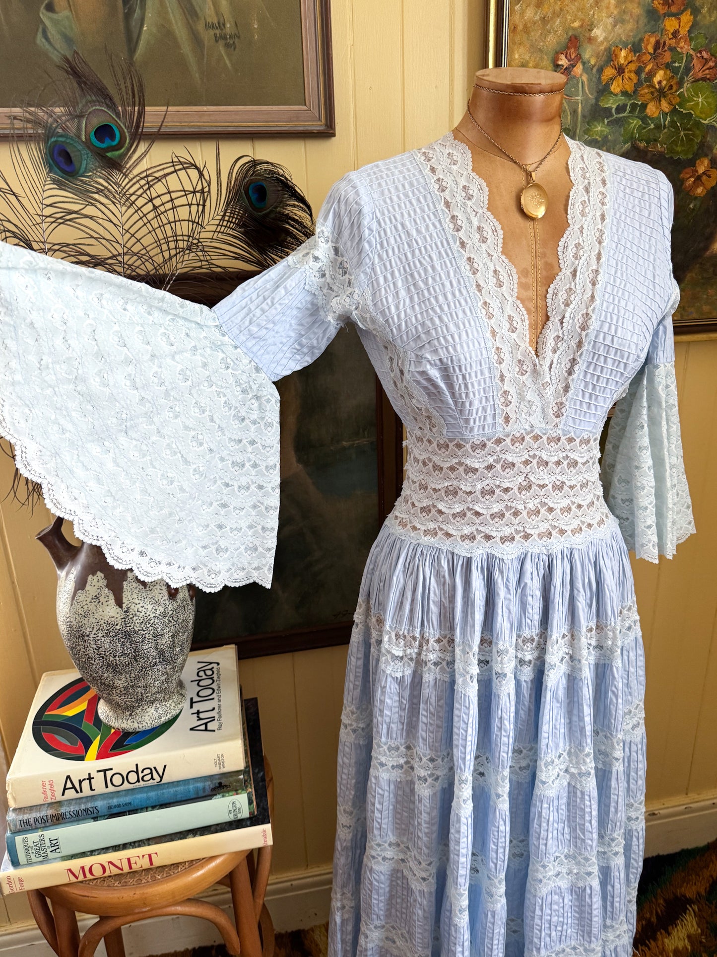 VINTAGE 1970S RODAMEX MEXICAN PURE COTTON BABY BLUE LACE INSERT MAXI DRESS XS/S