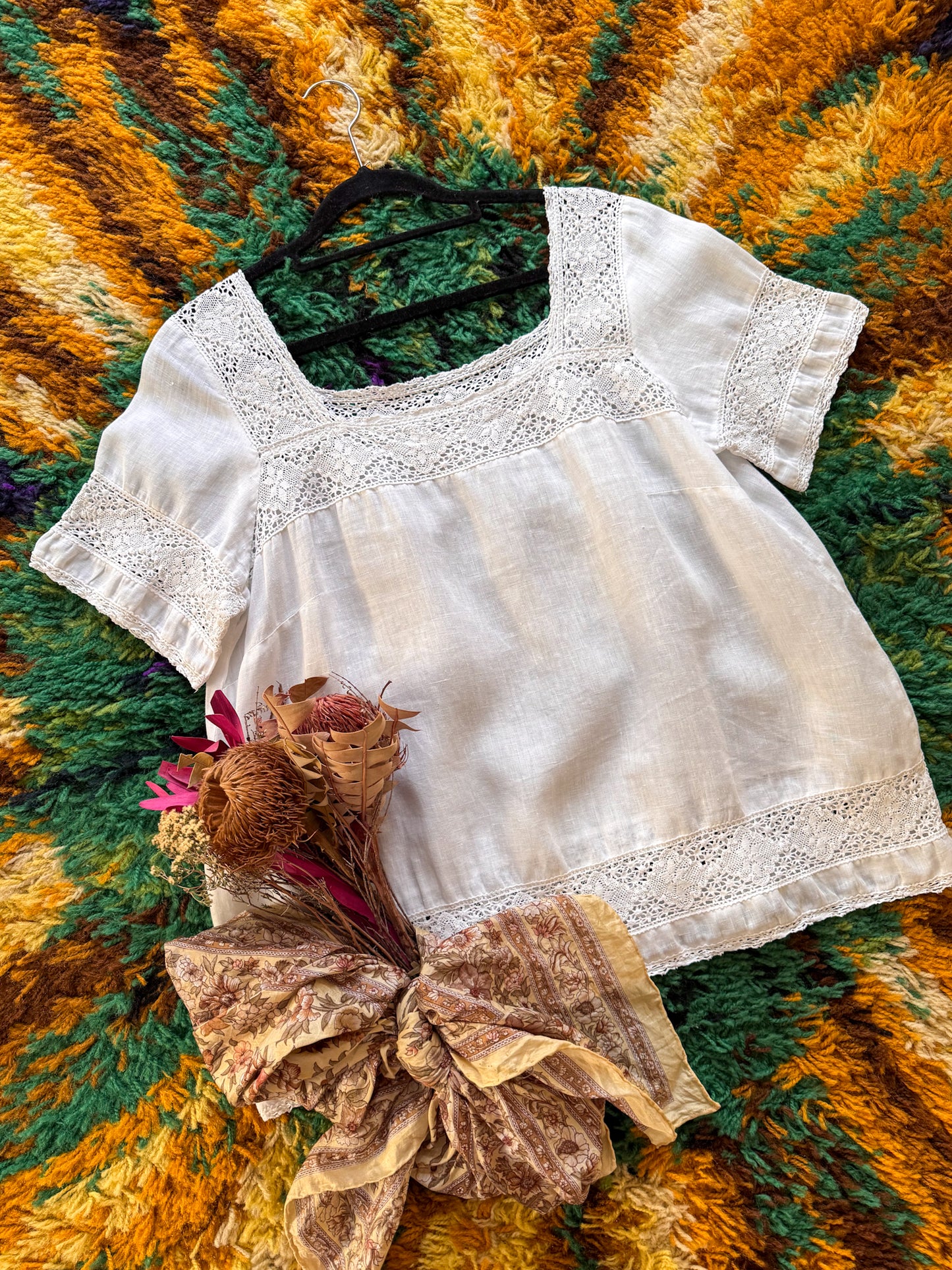 ANTIQUE FRENCH COTTON AND LACE TRIM BLOUSE S/M