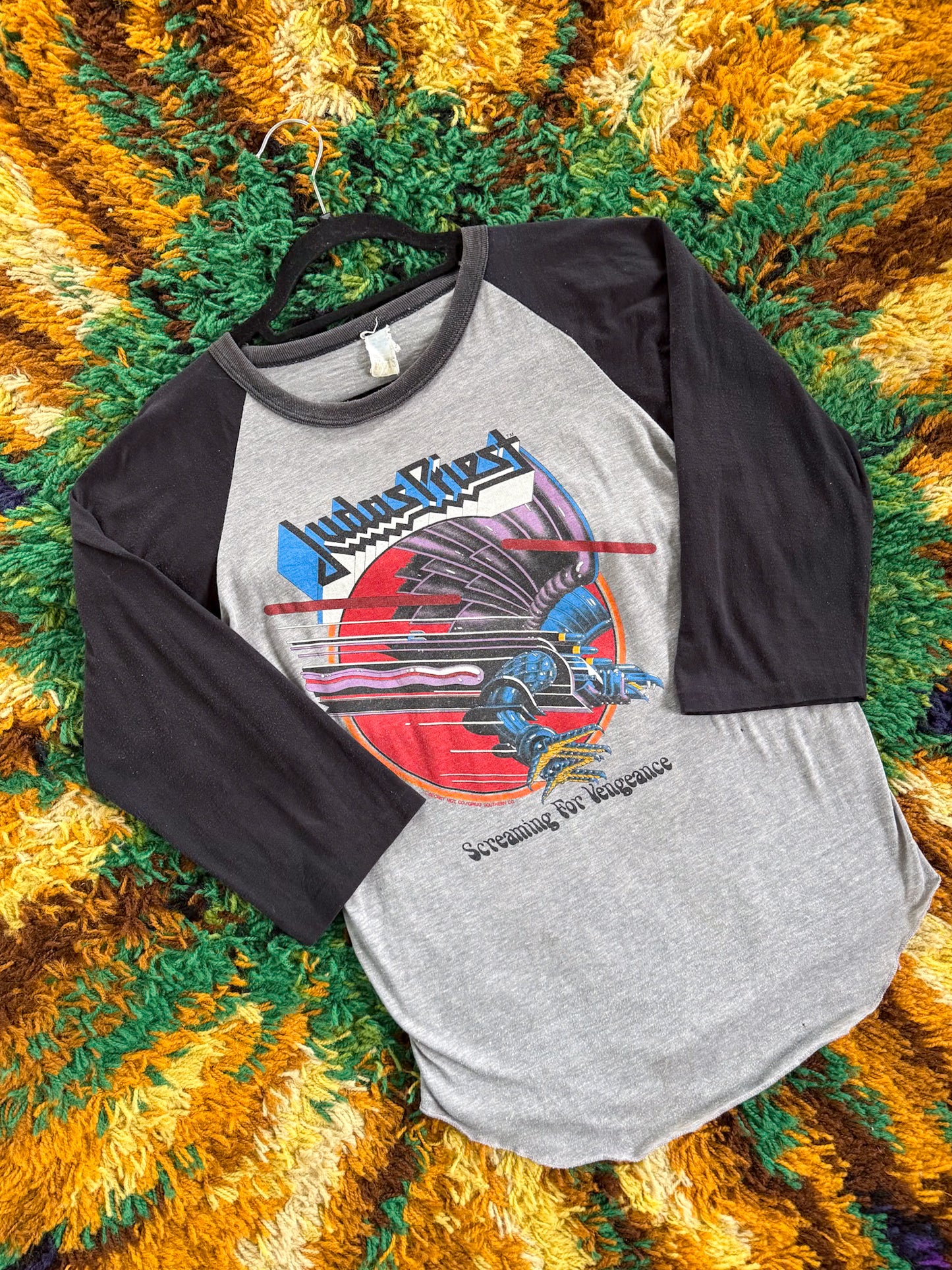 VINTAGE 1982/83 JUDAS PRIEST SCREAMING FOR VENGEANCE WORLD TOUR PRINT RAGLAN TSHIRT M/L