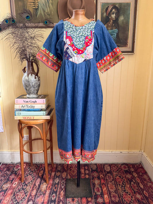 VINTAGE 1970S PENTIMENTO COTTON DENIM PATCHWORK PANEL MIDI SMOCK DRESS S