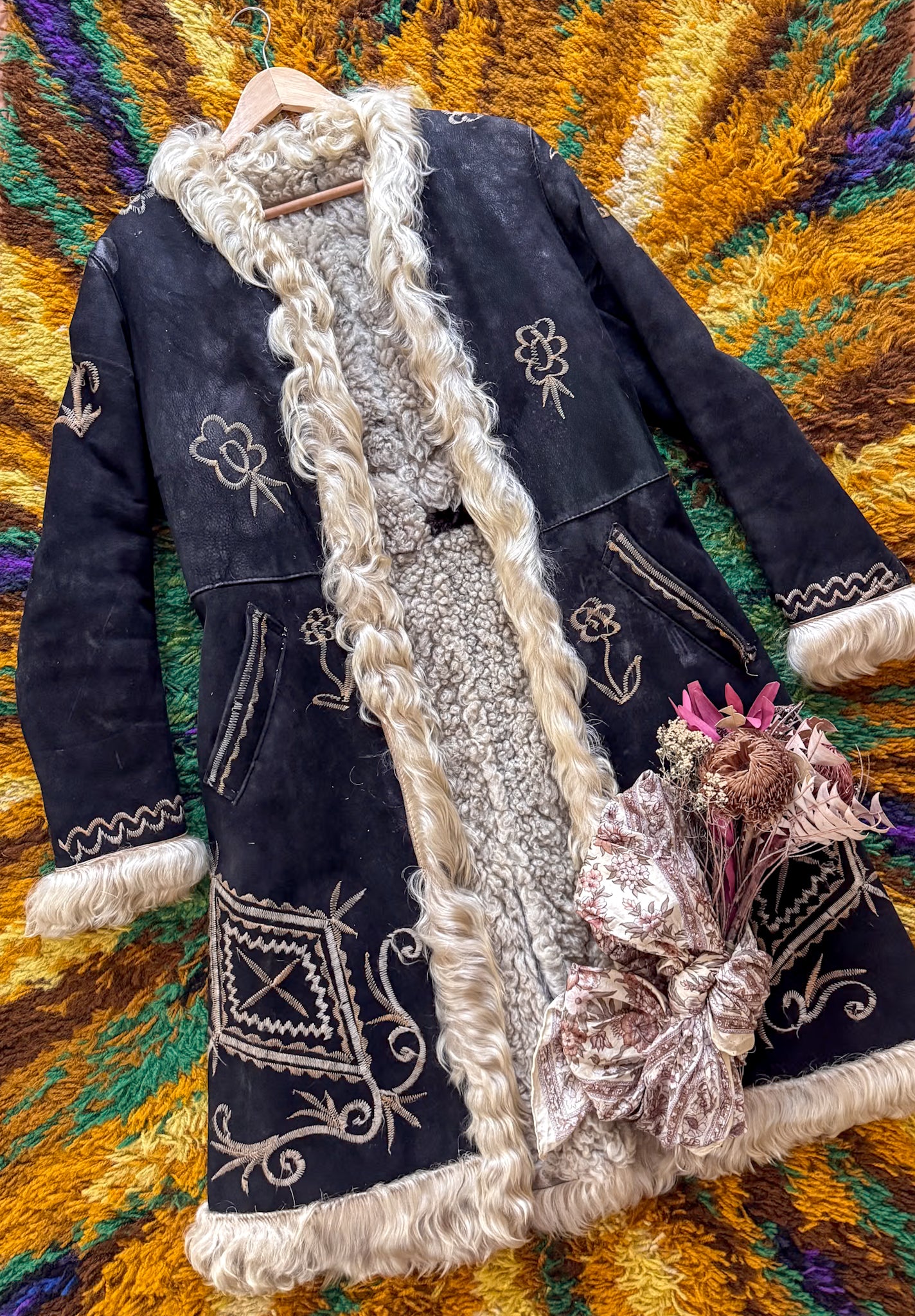 VINTAGE 1960S RARE AFGHAN SUEDE LEATHER MONGOLIAN WOOL PENNY LANE EMBROIDERED LONG COAT S