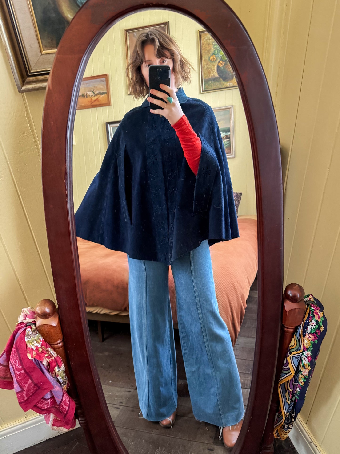 VINTAGE 1970S MEXICAN NAVY SUEDE LEATHER CUT OUT ZIP THROUGH PONCHO S/M/L