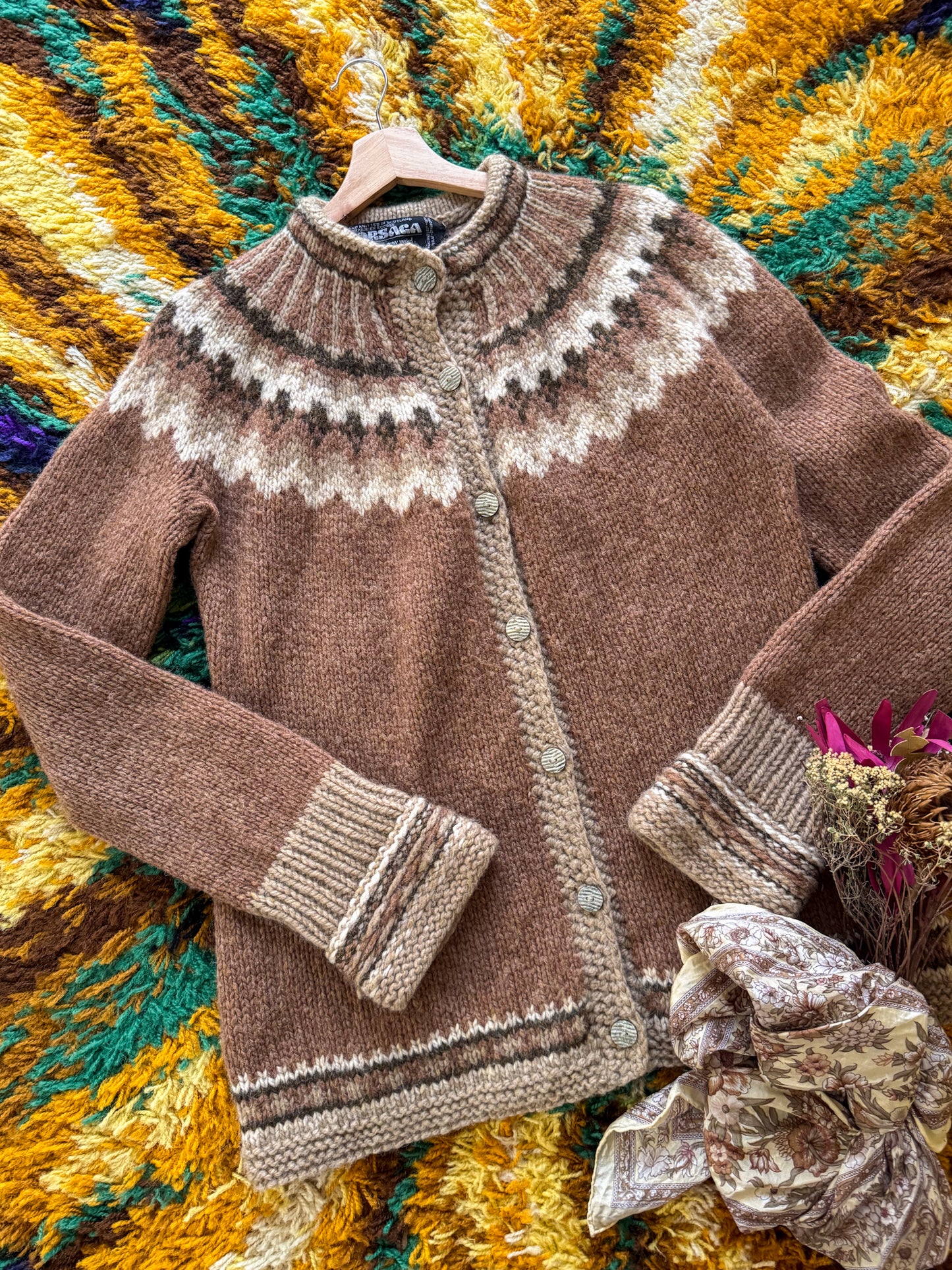 VINTAGE SCOTTISH NORSAGA PURE NEW WOOL FAIRISLE HAND KNIT CARDIGAN JUMPER M