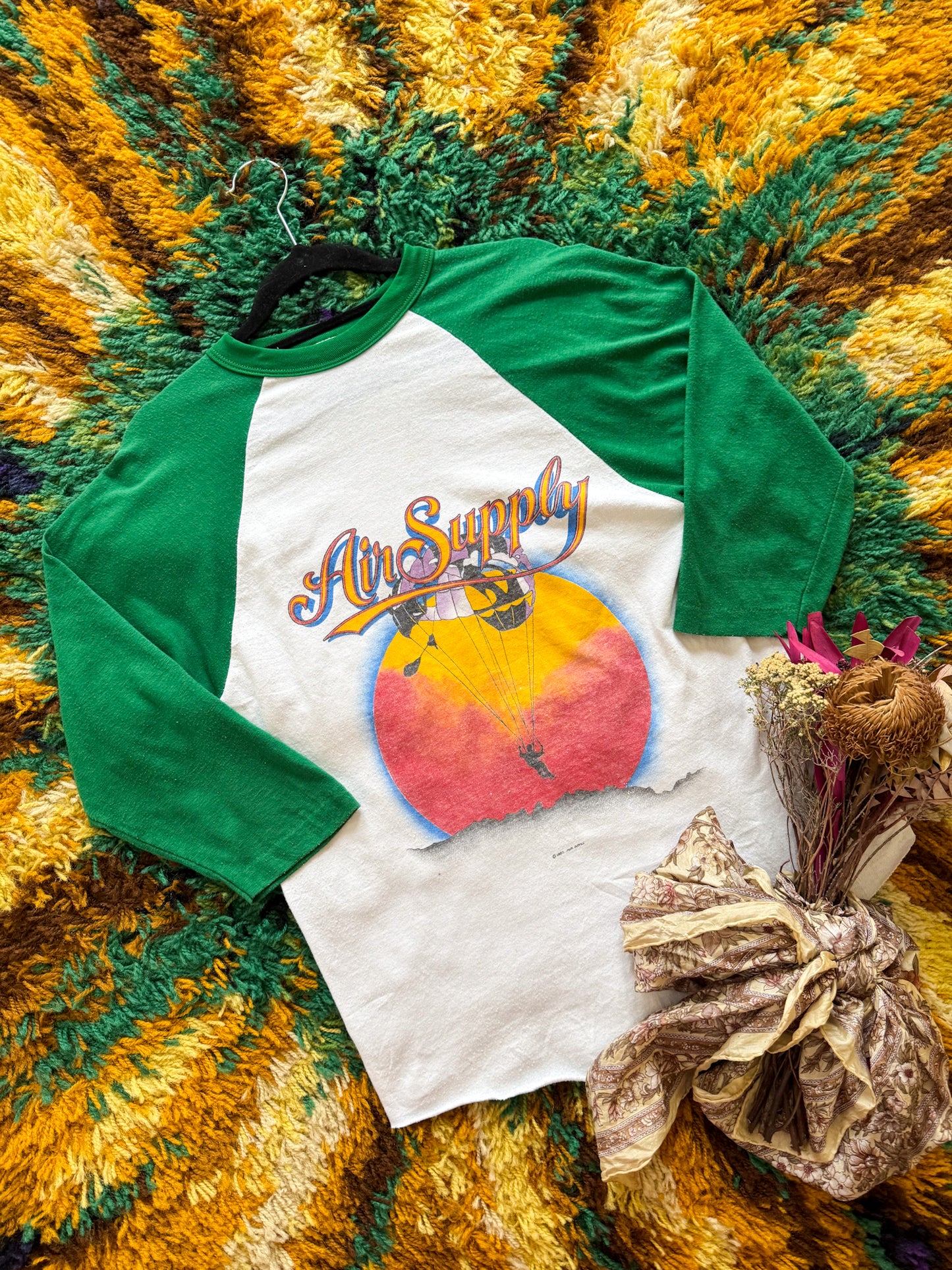 VINTAGE 1982 AIR SUPPLY WORLD TOUR PRINT RAGLAN TSHIRT L