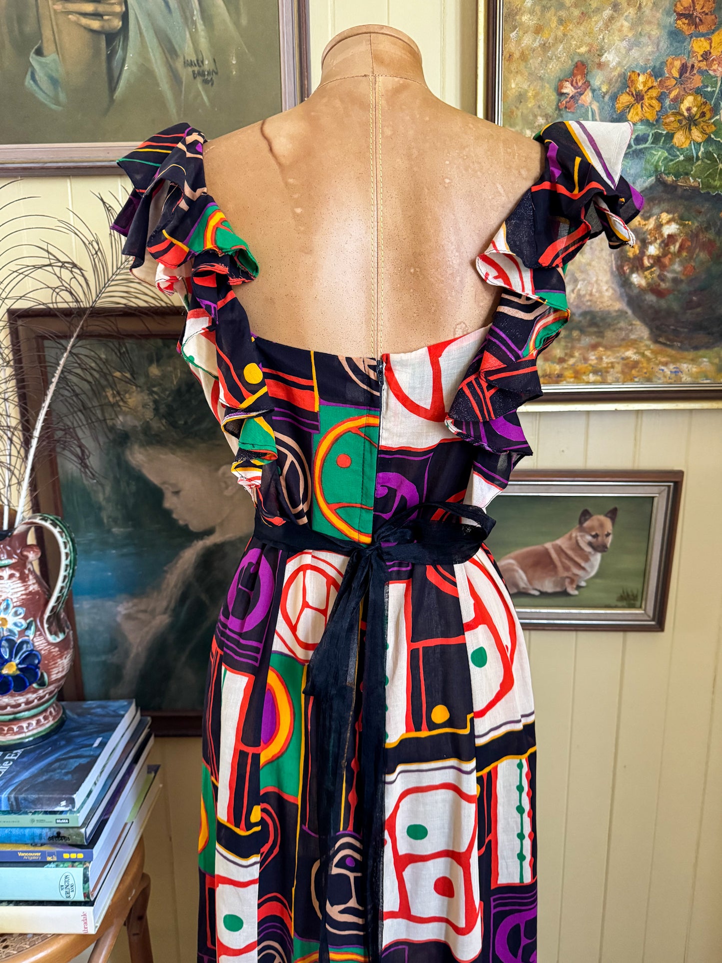 VINTAGE 1970S STYLESEEKER COTTON PEACE SIGN PRINT RUFFLED MAXI DRESS S/M