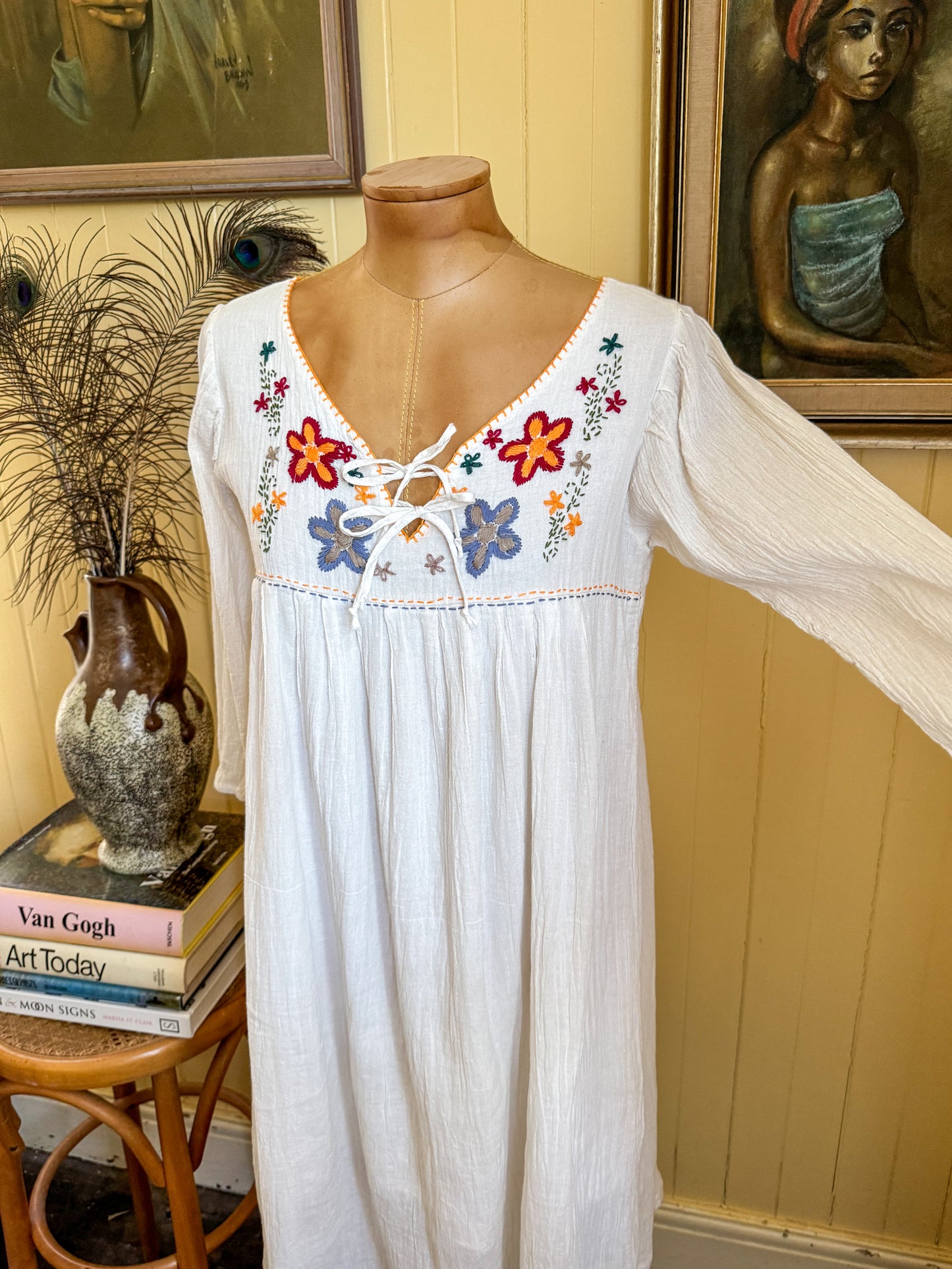 VINTAGE 1990S COTTON CHEESECLOTH EMBROIDERED MIDI SUNDRESS S/M