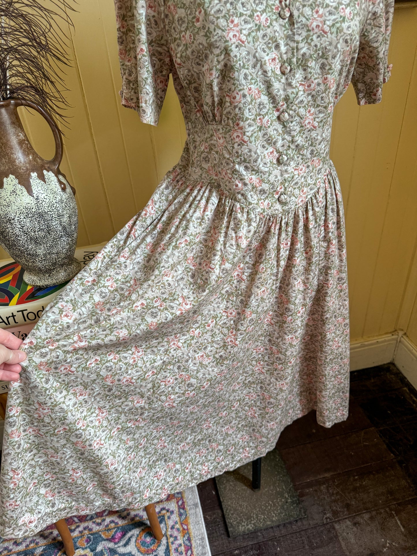 VINTAGE 1980S ENGLISH LAURA ASHLEY COTTON FLORAL PRINT PRAIRIE DRESS S