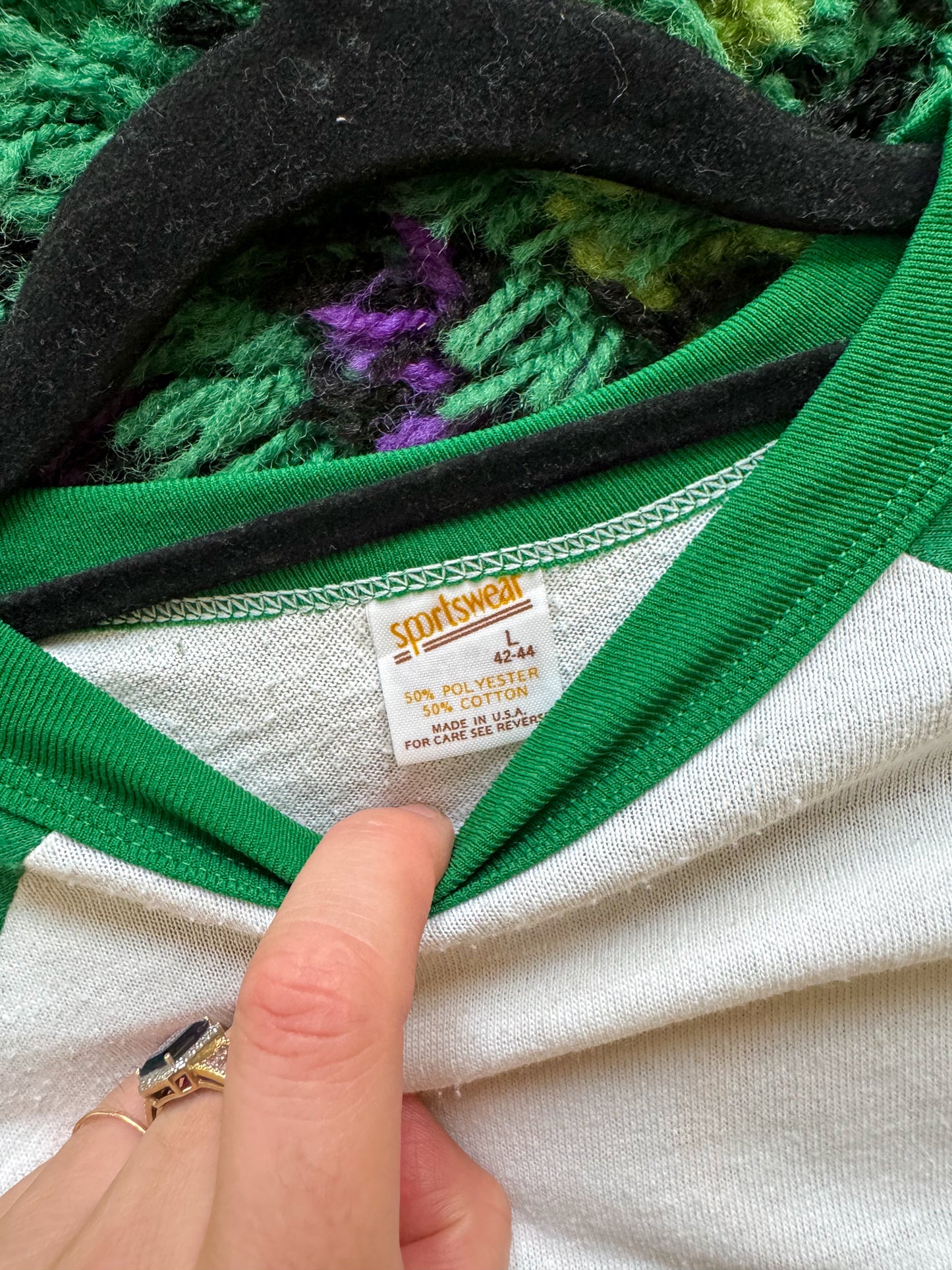 VINTAGE 1982 AIR SUPPLY WORLD TOUR PRINT RAGLAN TSHIRT L