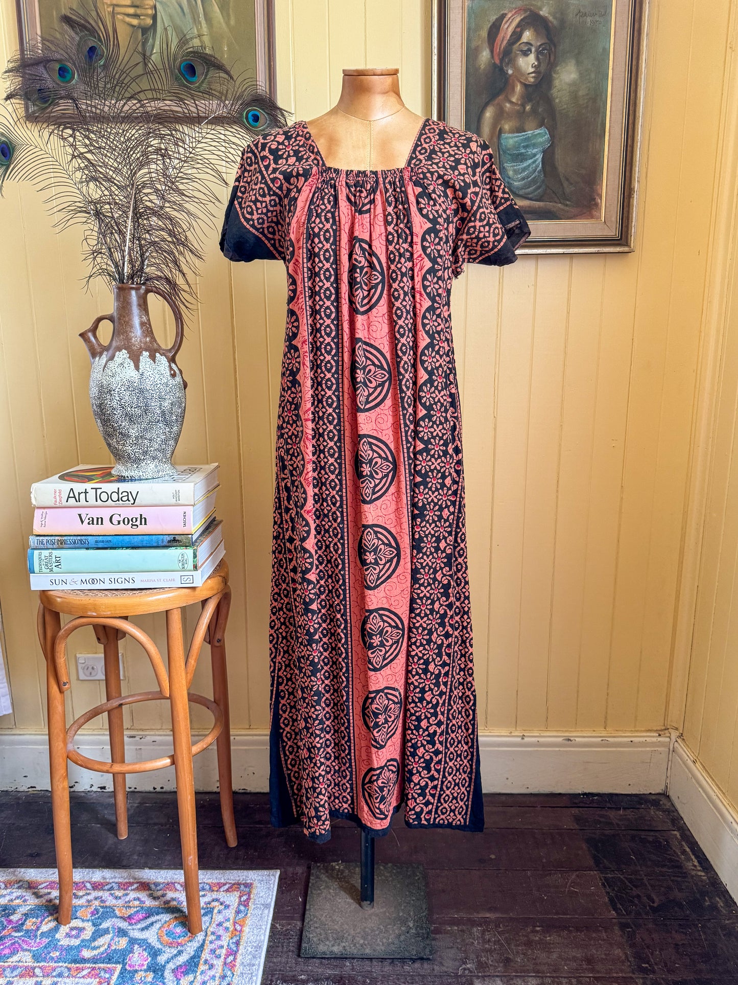 VINTAGE 1980S COTTON BATIK PRINT MAXI SMOCK DRESS M