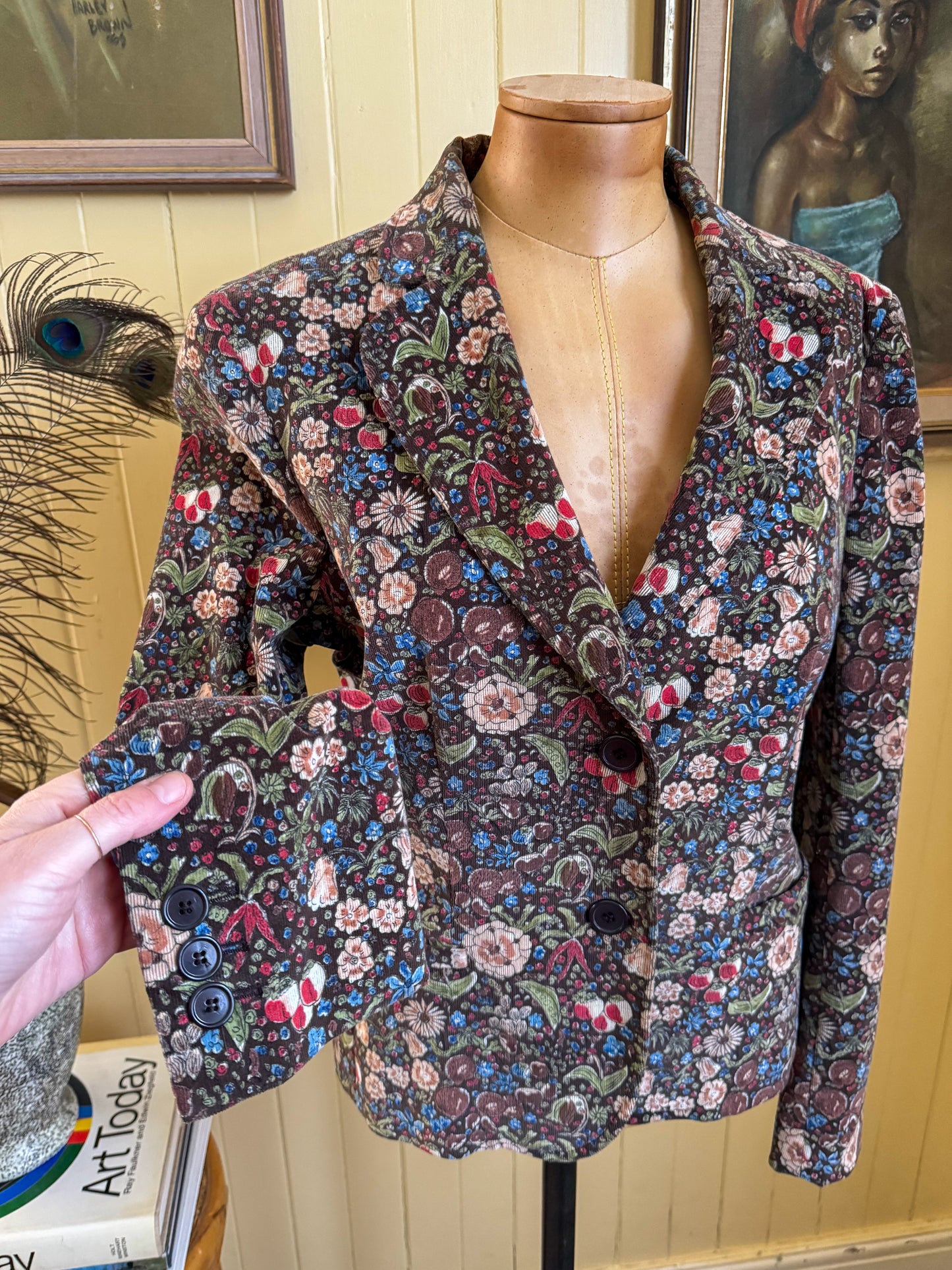 VINTAGE 1990S MOSCHINO CHEAP AND CHIC FLORAL PRINT CORDUROY BLAZER JACKET S/M