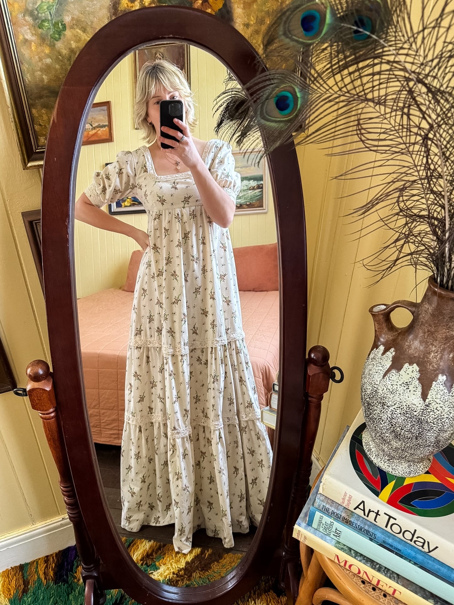 VINTAGE 1970S HANDMADE COTTON FLORAL PRINT CROCHET TRIM PRAIRIE MAXI DRESS S/M