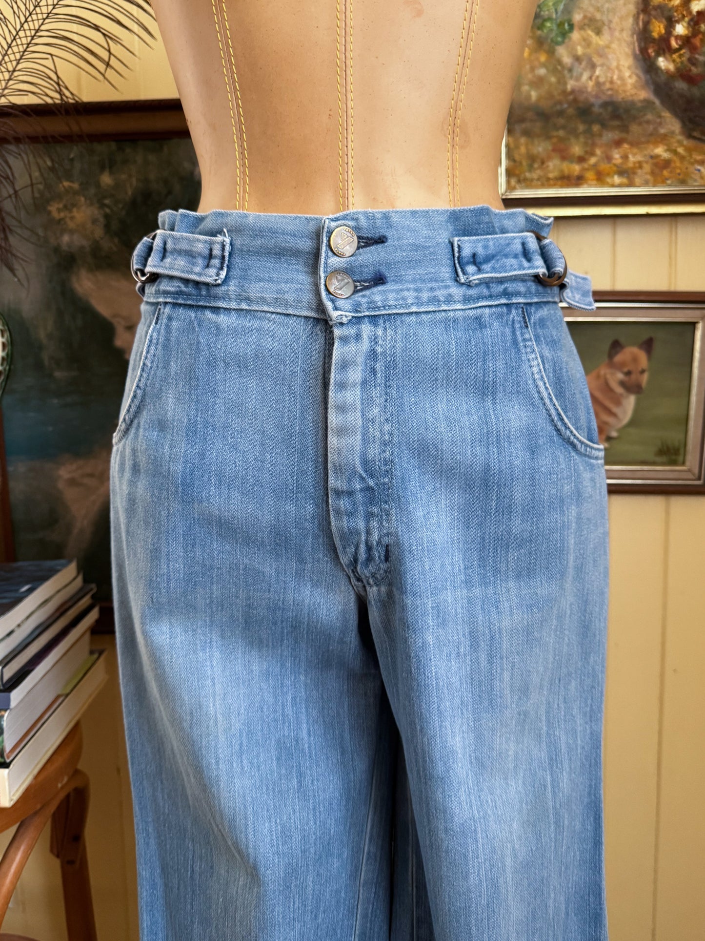 VINTAGE 1970S HARD YAKKA HIGH WAIST BUCKLE TAPERED LEG DENIM JEANS S